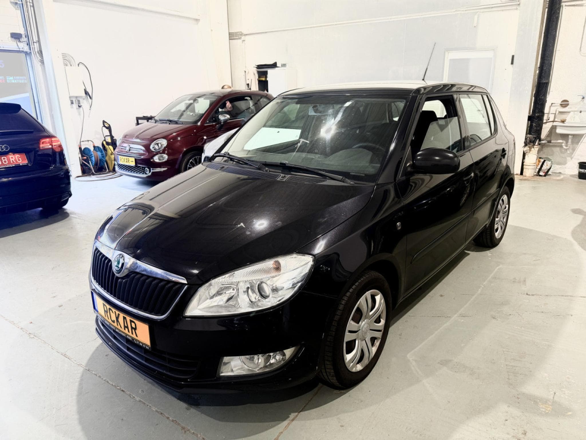 Skoda Fabia 1.2i 60 Ambiente (2011) - Photo 2