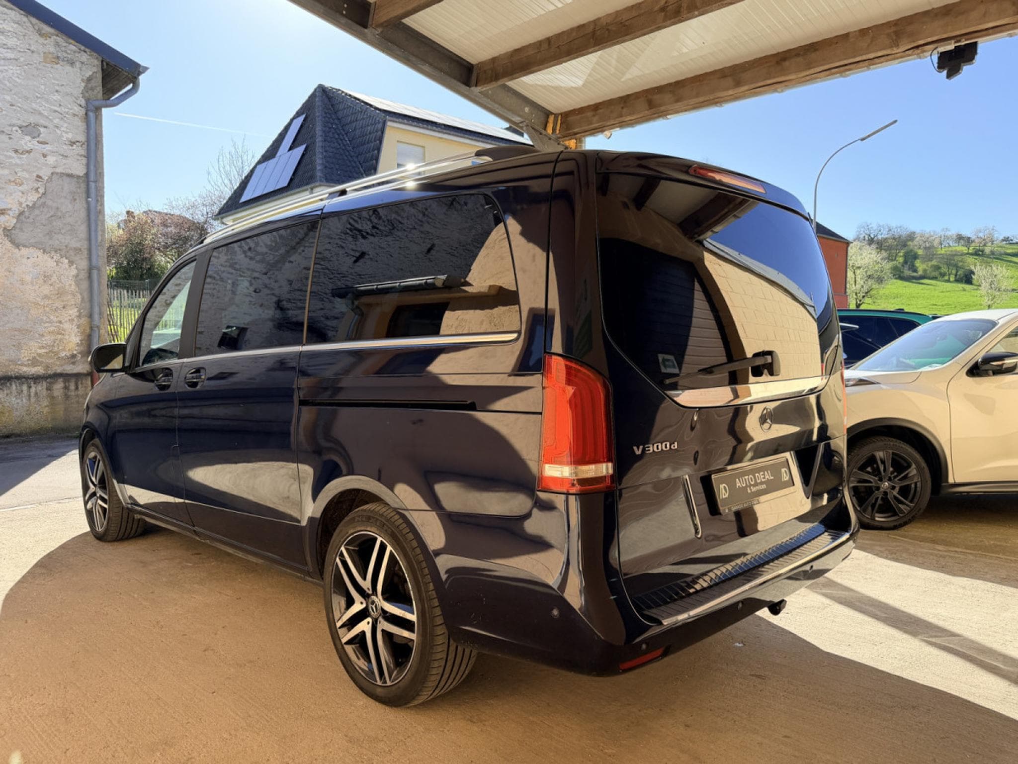 Mercedes V 300 d Avangarde LONG 360° 7 Places 239cv (2019) - Photo 4