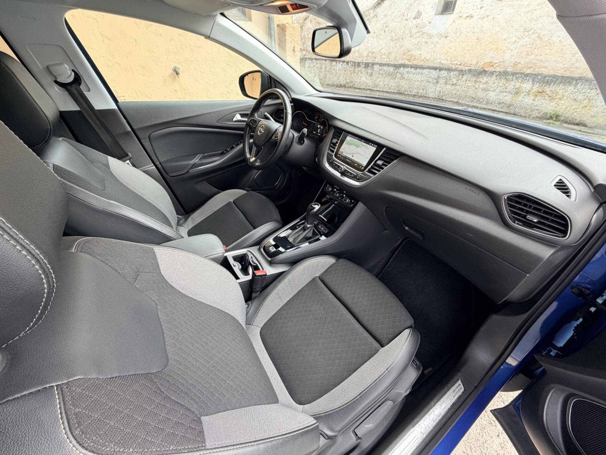 Opel Grandland Ultimate 1.5D Automatique Led Camera 360° 131CV (2019) - Photo 6