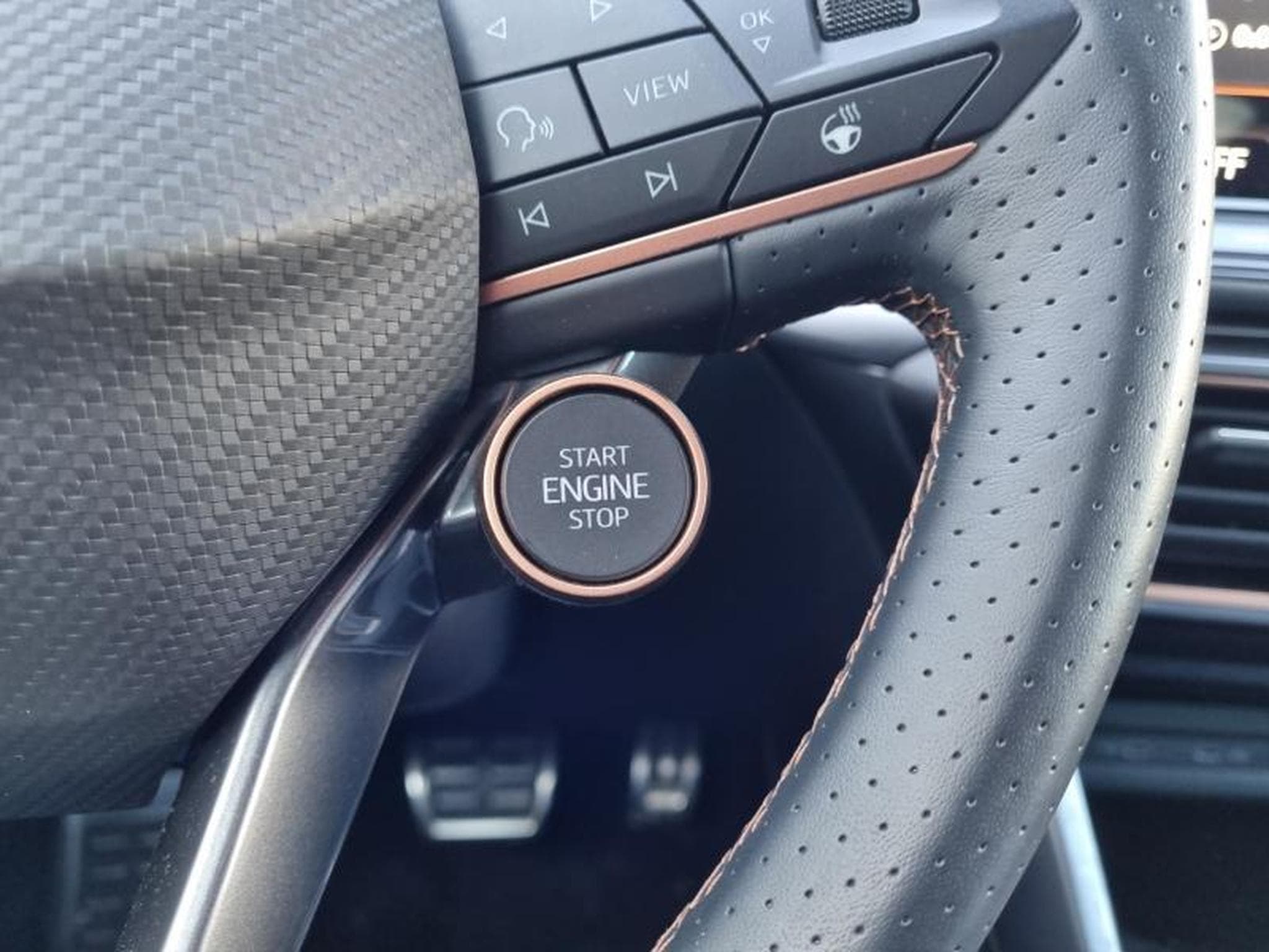 Cupra Formentor 1.5 eTSI 150ch DSG (2025) - Foto 19