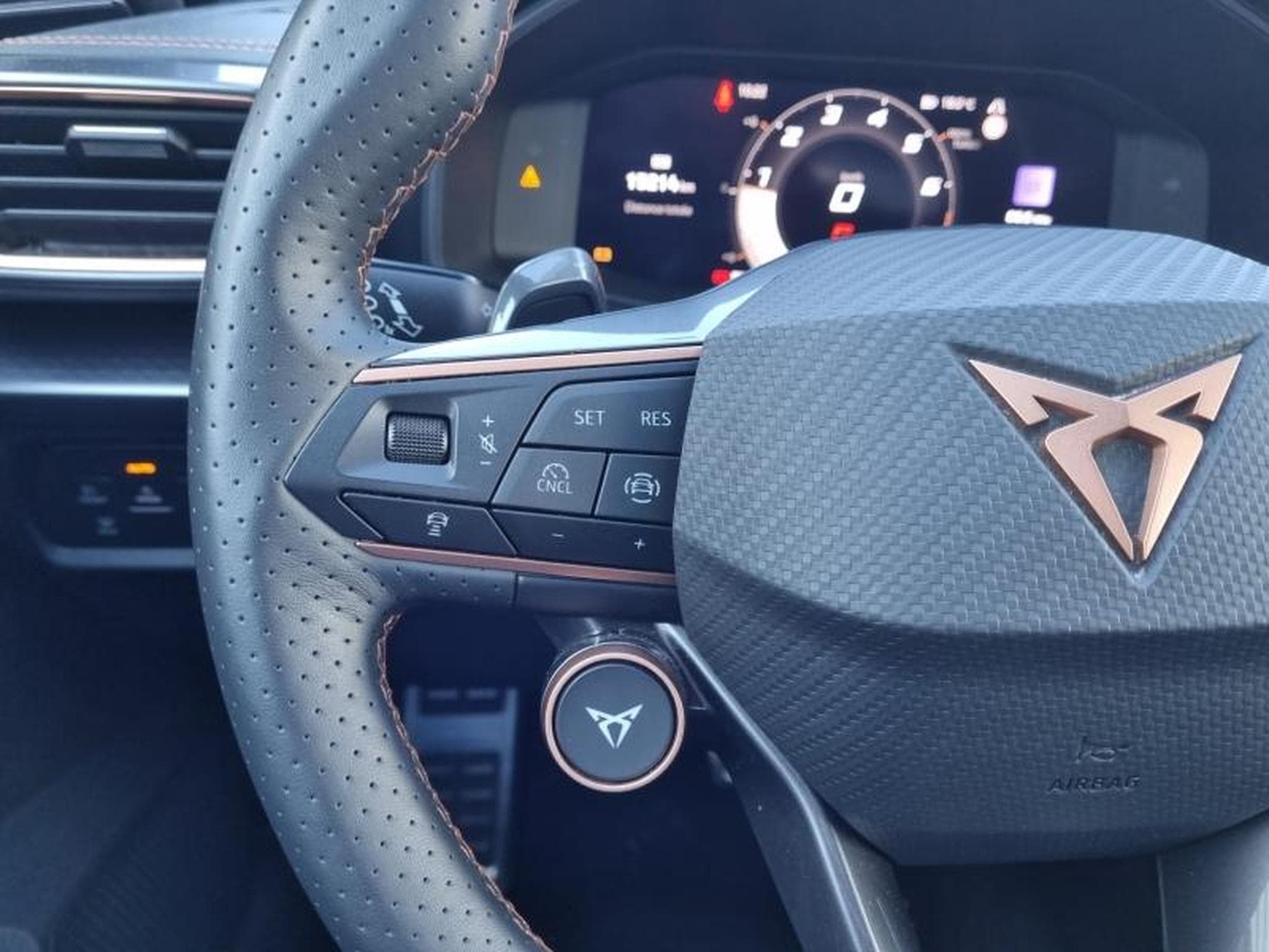 Cupra Formentor 1.5 eTSI 150ch DSG (2025) - Foto 21