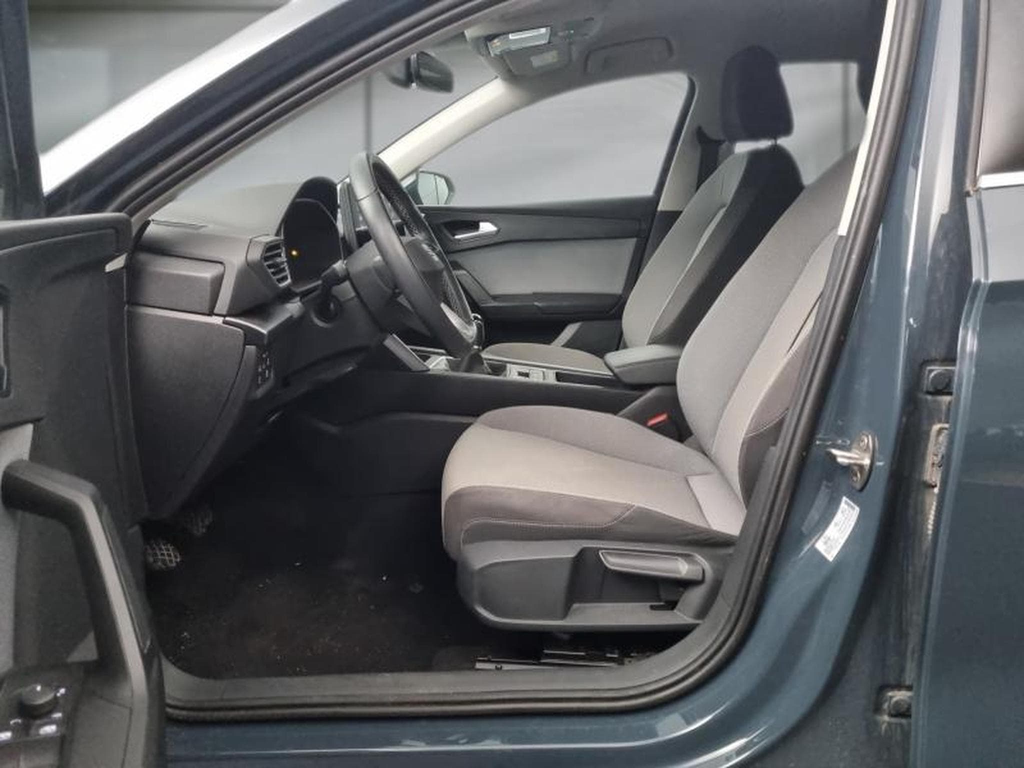 Seat Leon 2.0 TDI 150CH STYLE XL (2025) - Foto 11