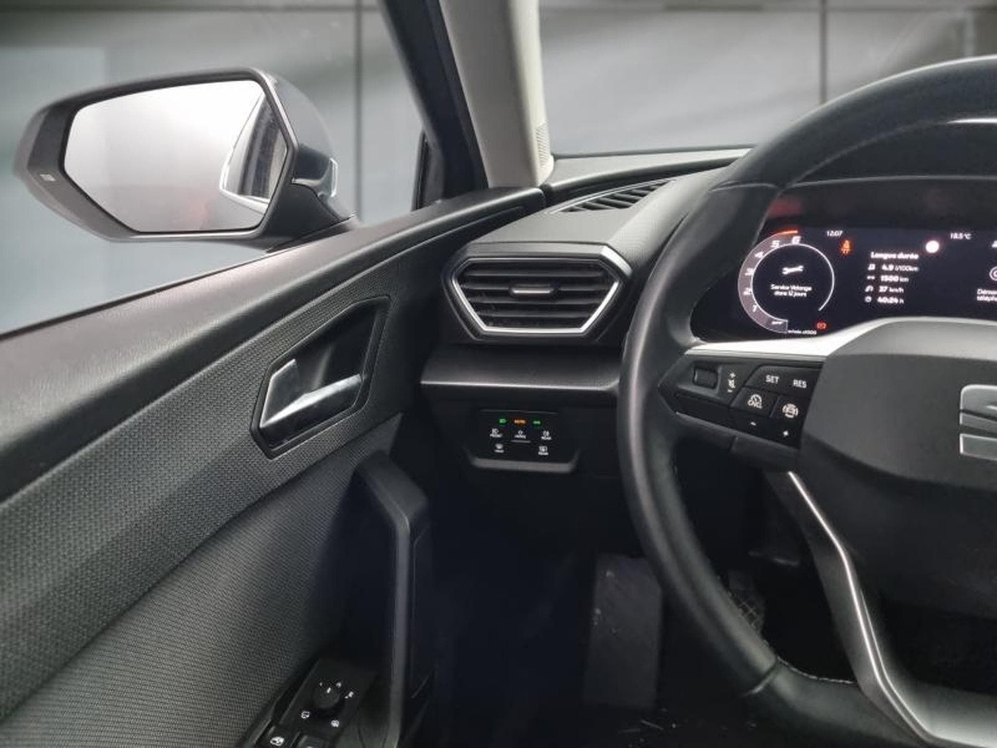 Seat Leon 2.0 TDI 150CH STYLE XL (2025) - Foto 25