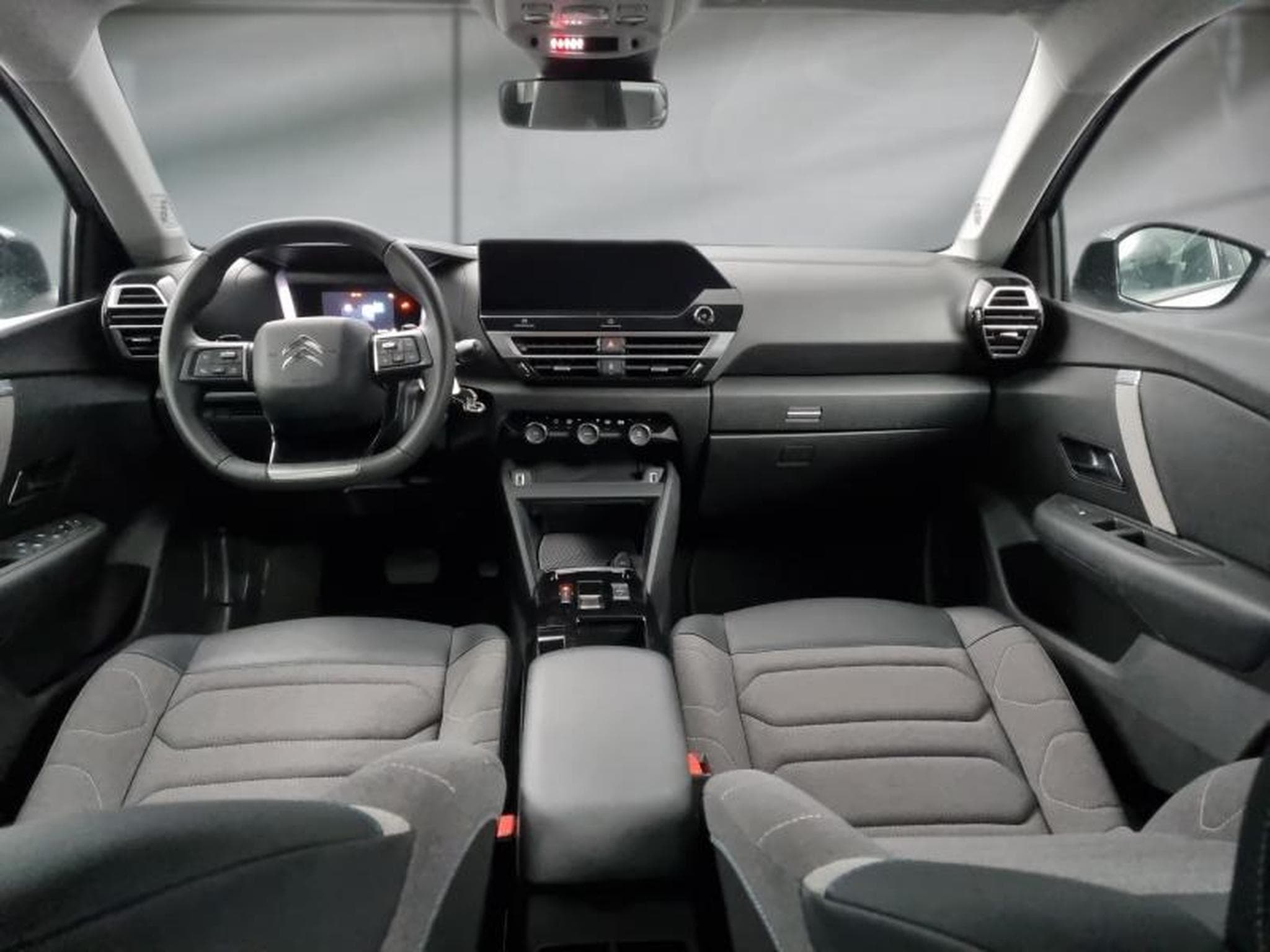 Citroën c4 x 1.5 BlueHDi 130ch S&S PLUS Automatique (2024) - Foto 9