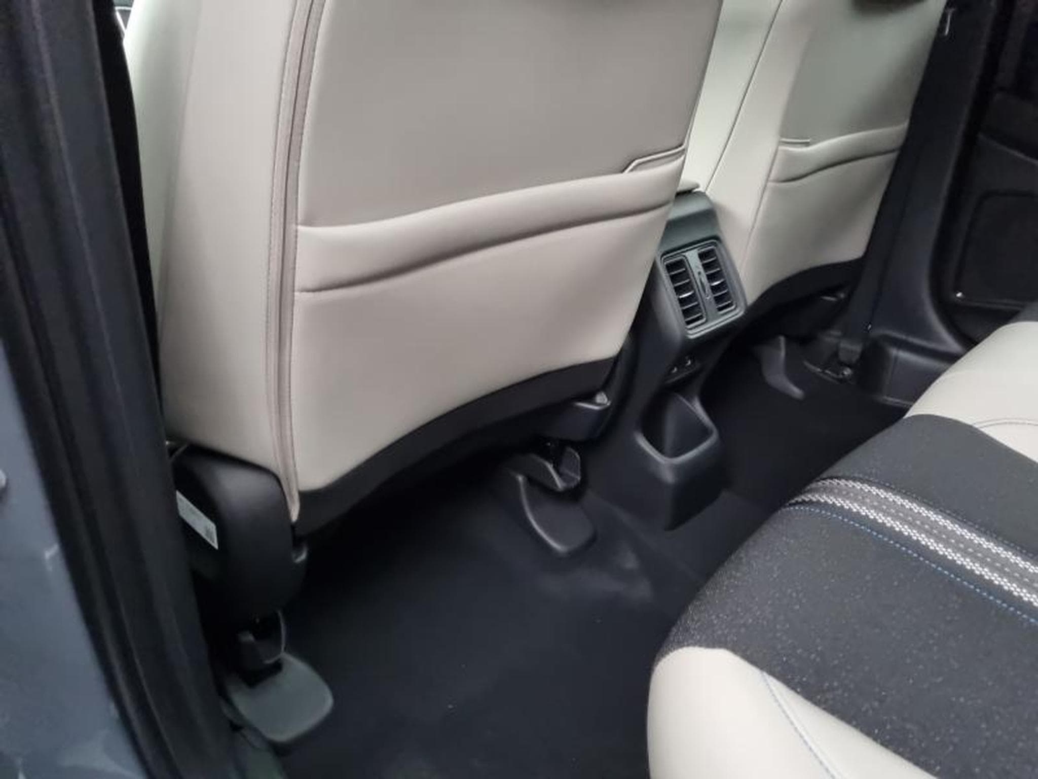 Honda HRV 1.5 i-MMD 131ch e:HEV Advance (2026) - Foto 16