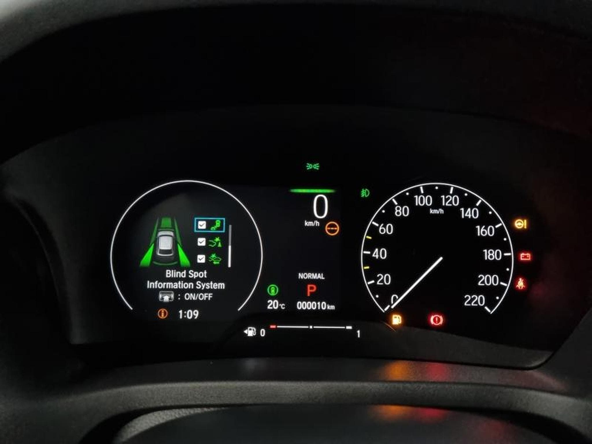 Honda HRV 1.5 i-MMD 131ch e:HEV Advance Style (2026) - Foto 24