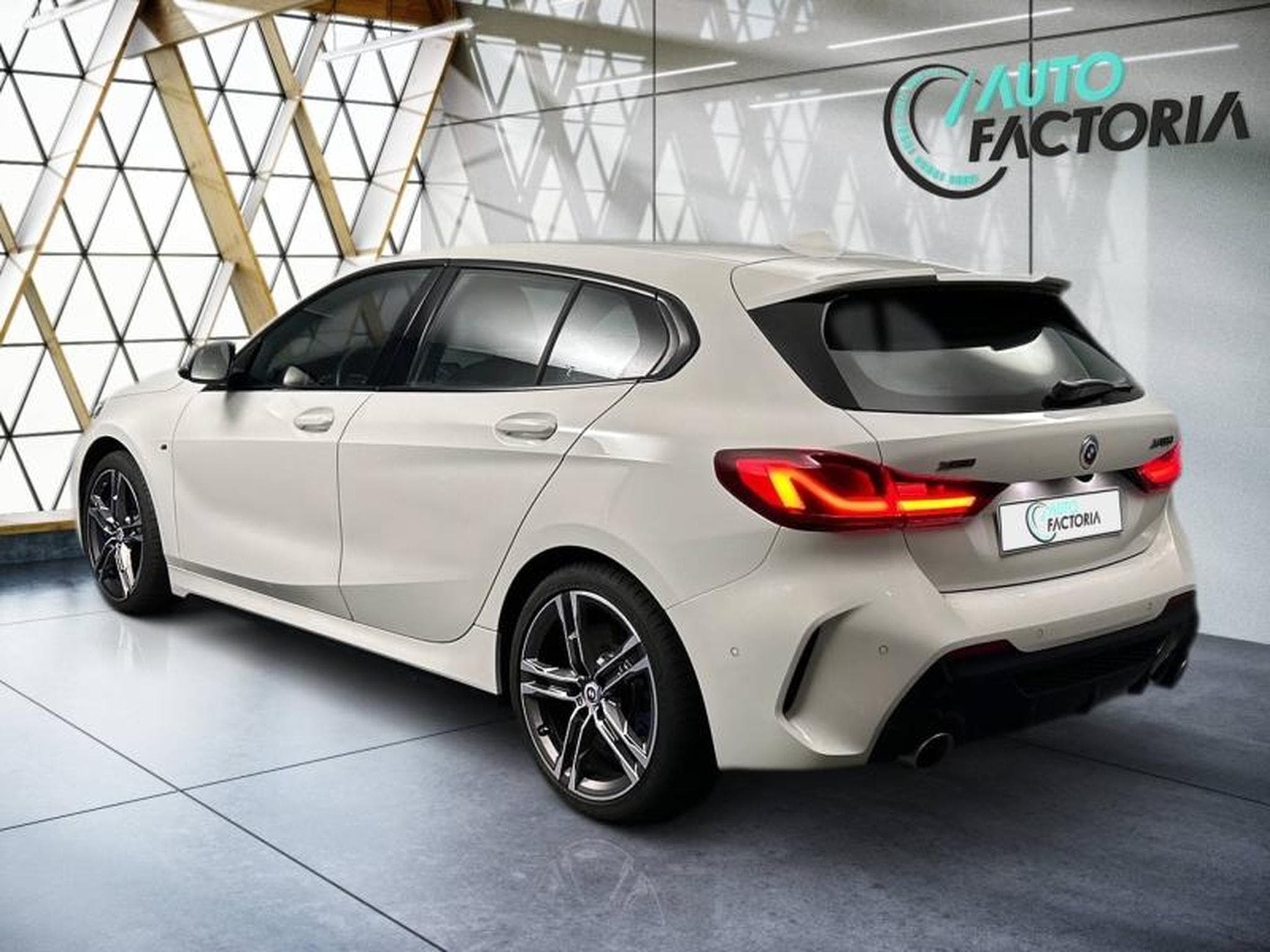 BMW 118 M135iA xDrive 306ch M Performance (2023) - Foto 25