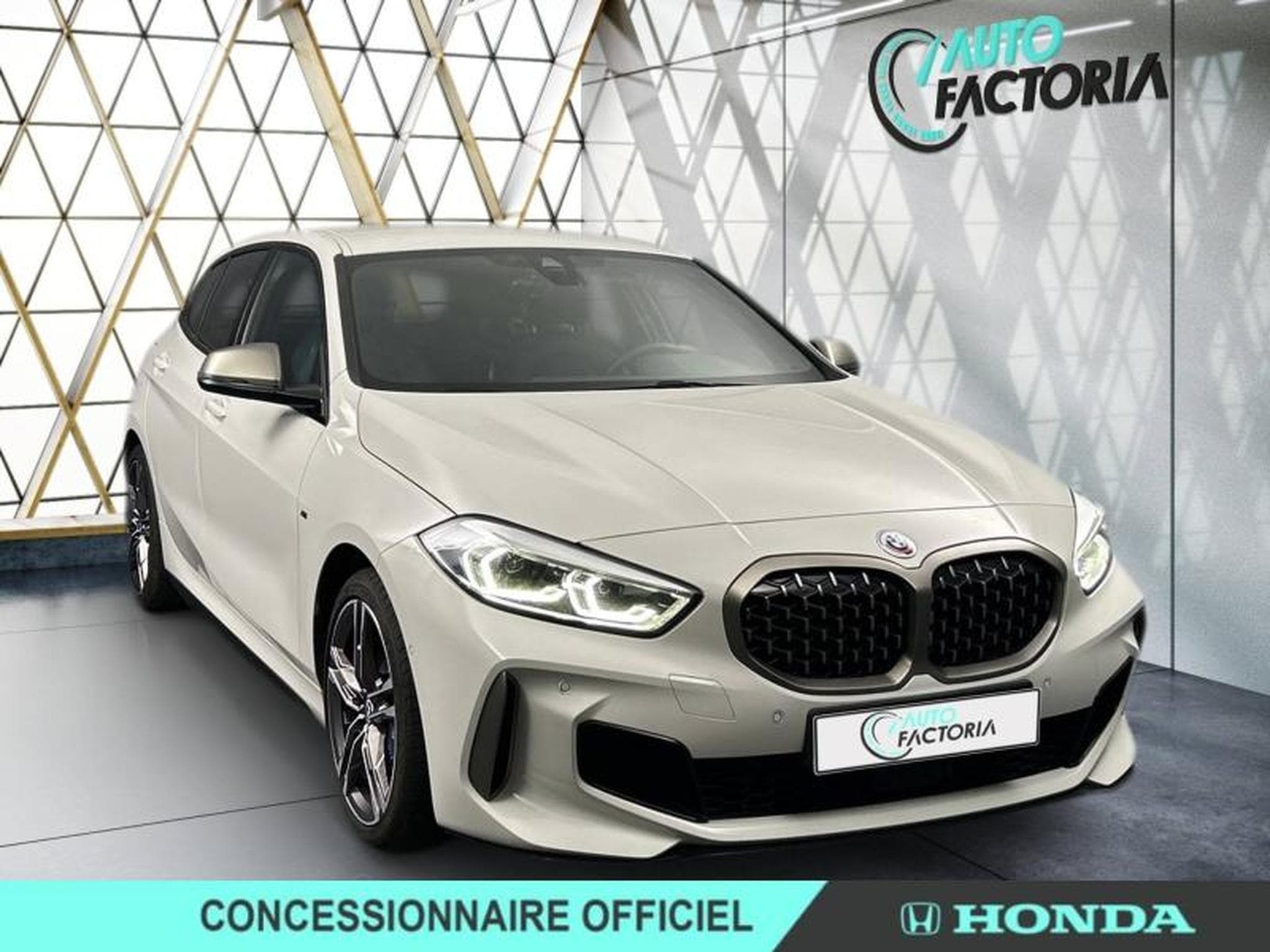 BMW 118 M135iA xDrive 306ch M Performance (2023) - Foto 7
