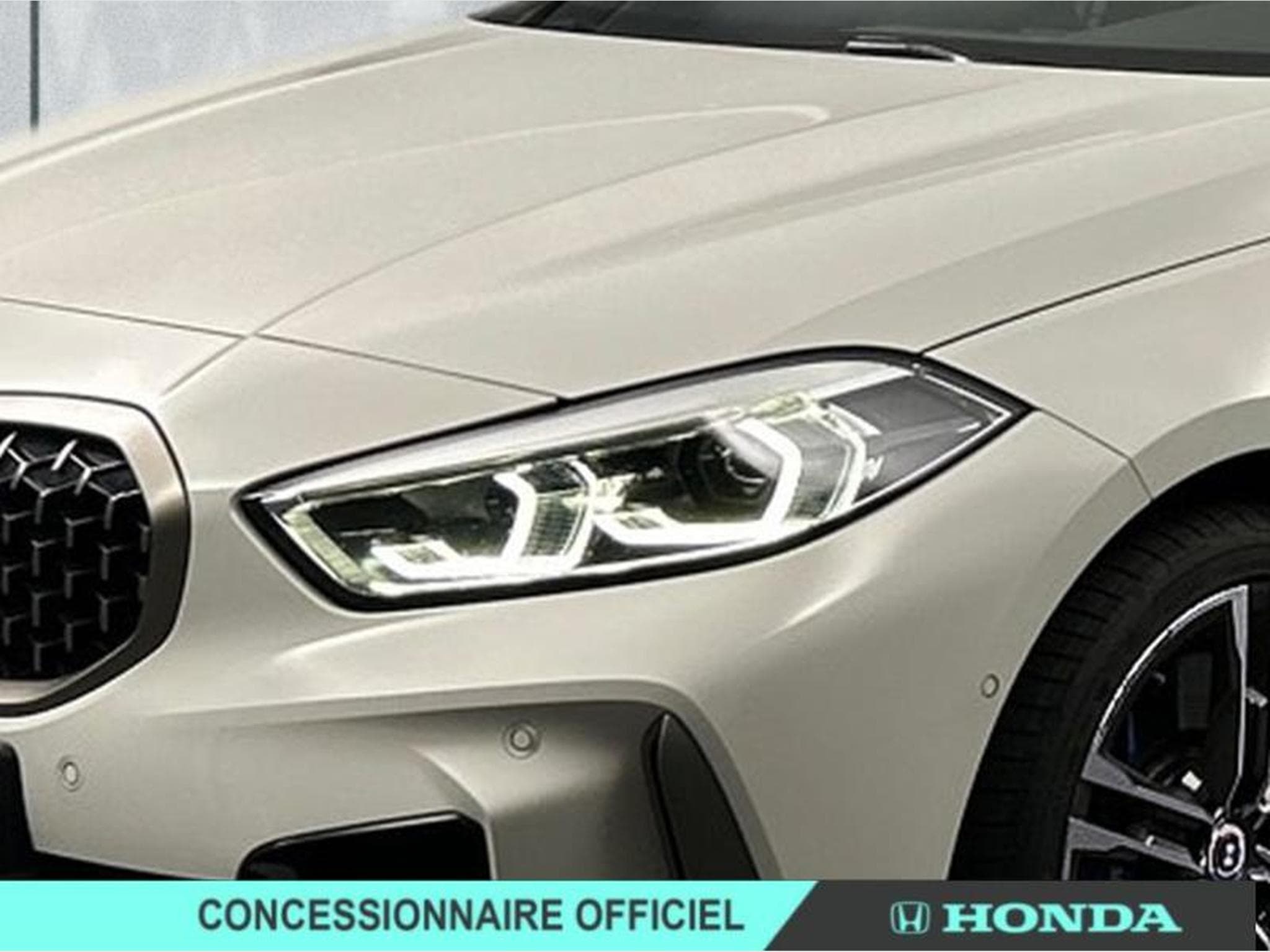BMW 118 M135iA xDrive 306ch M Performance (2023) - Foto 8