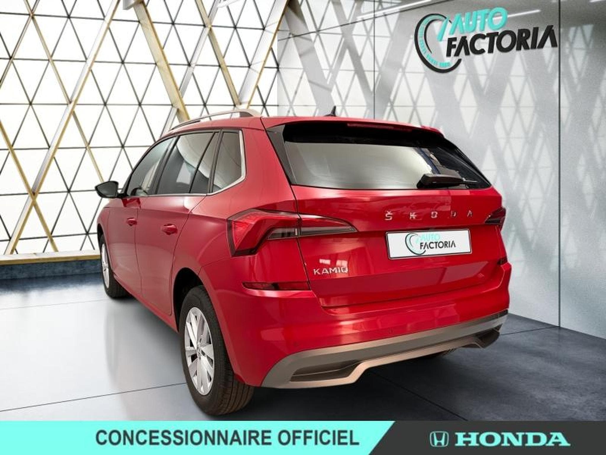 Skoda Kamiq 1.0 TSI Evo 110ch Ambition DSG7 (2024) - Foto 3