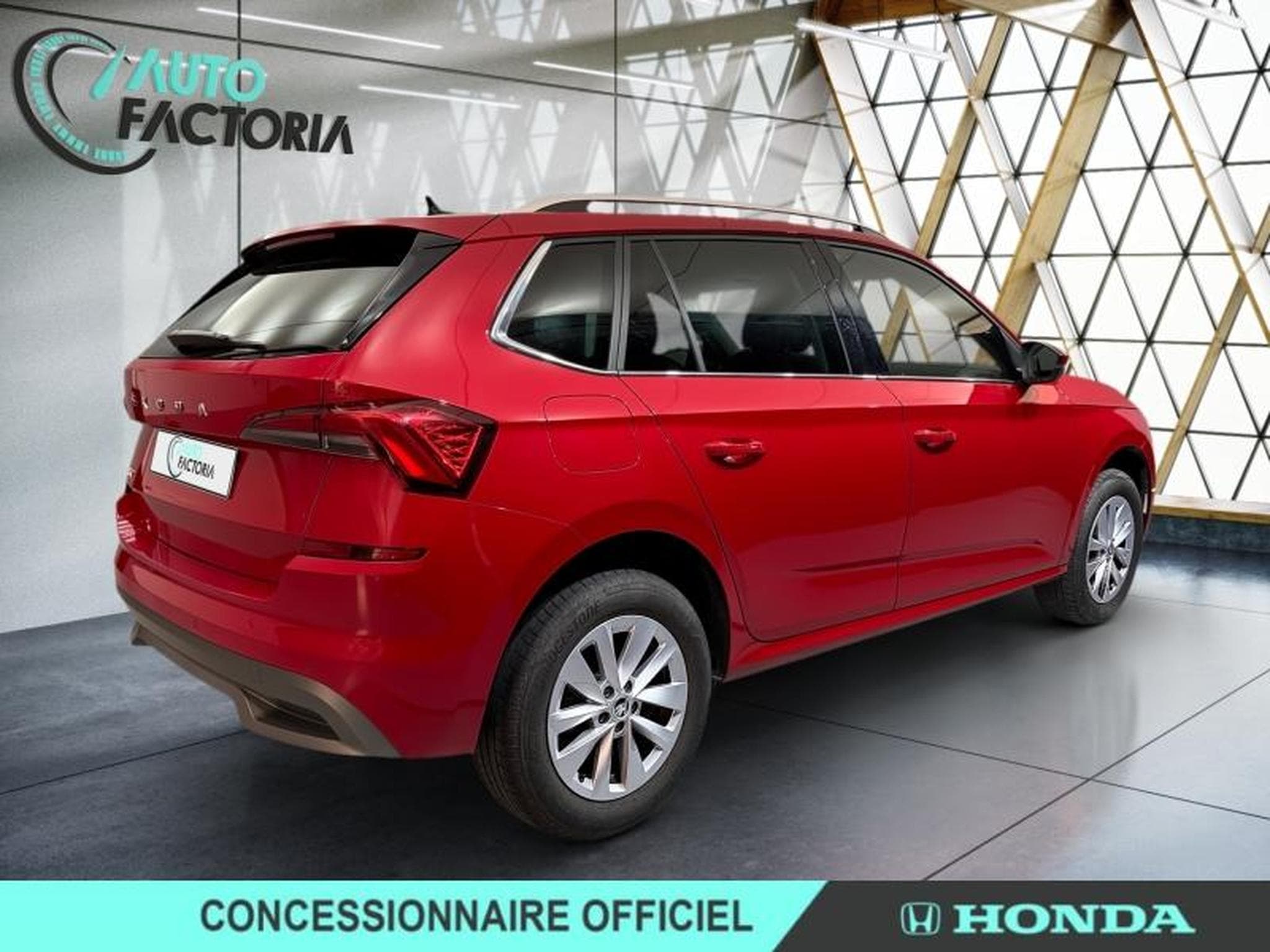 Skoda Kamiq 1.0 TSI Evo 110ch Ambition DSG7 (2024) - Foto 5
