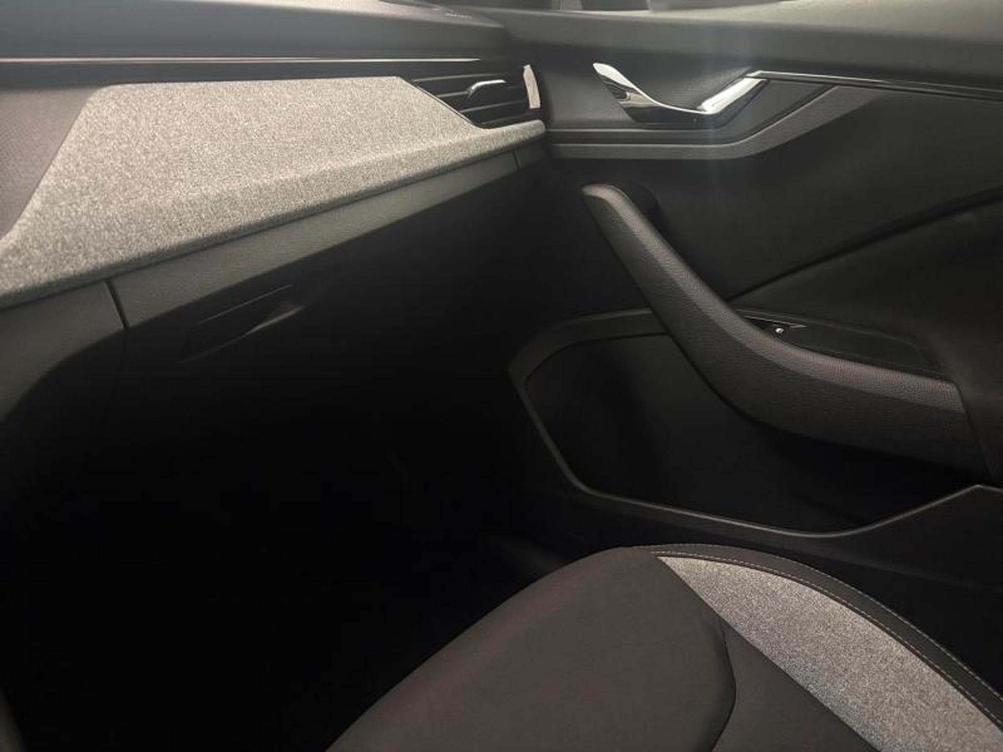 Skoda Scala 1.0 TSI Evo2 116ch Selection DSG7 (2025) - Foto 21