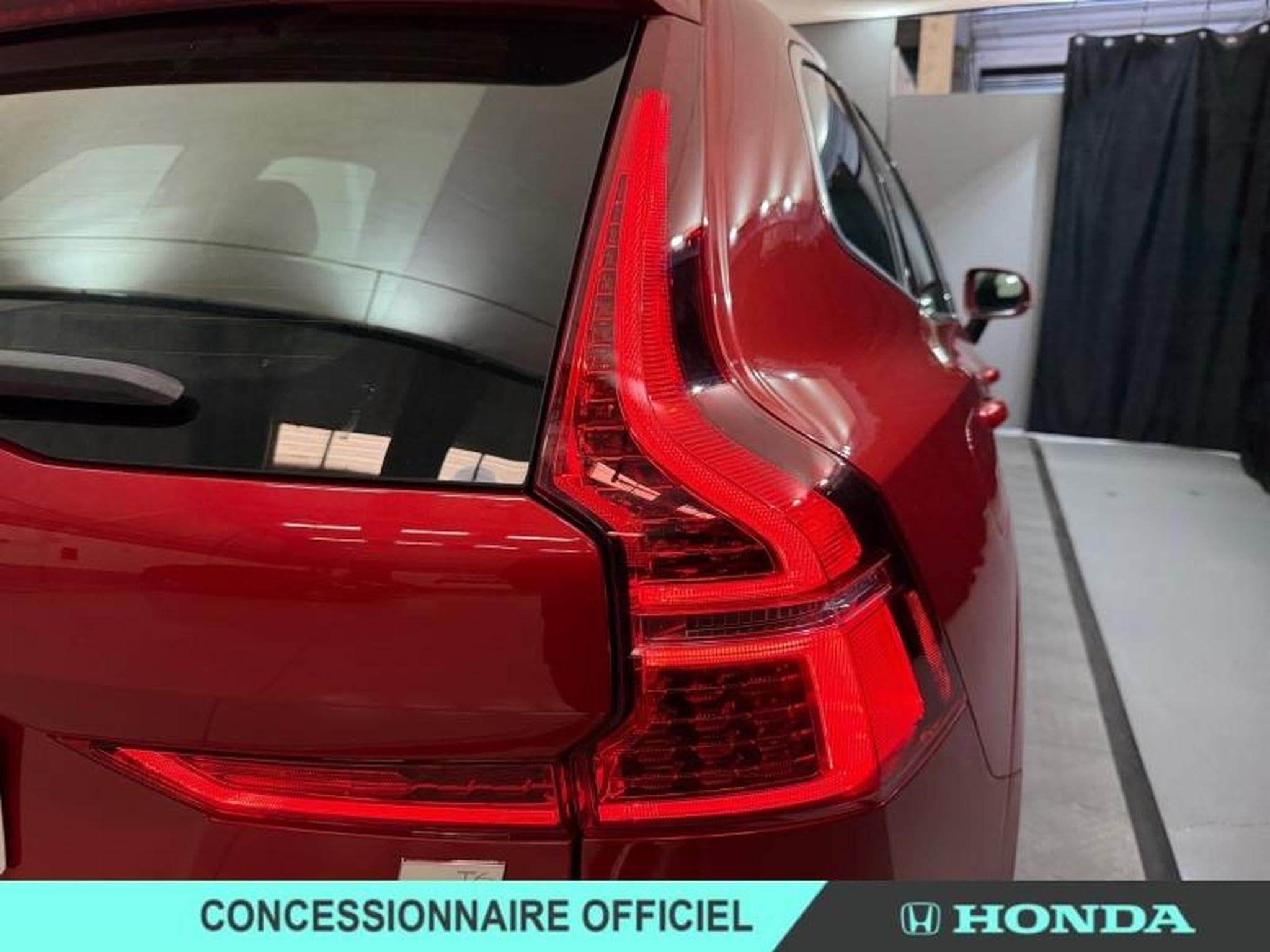 Volvo XC60 T6 350ch Core Bright (2024) - Foto 3