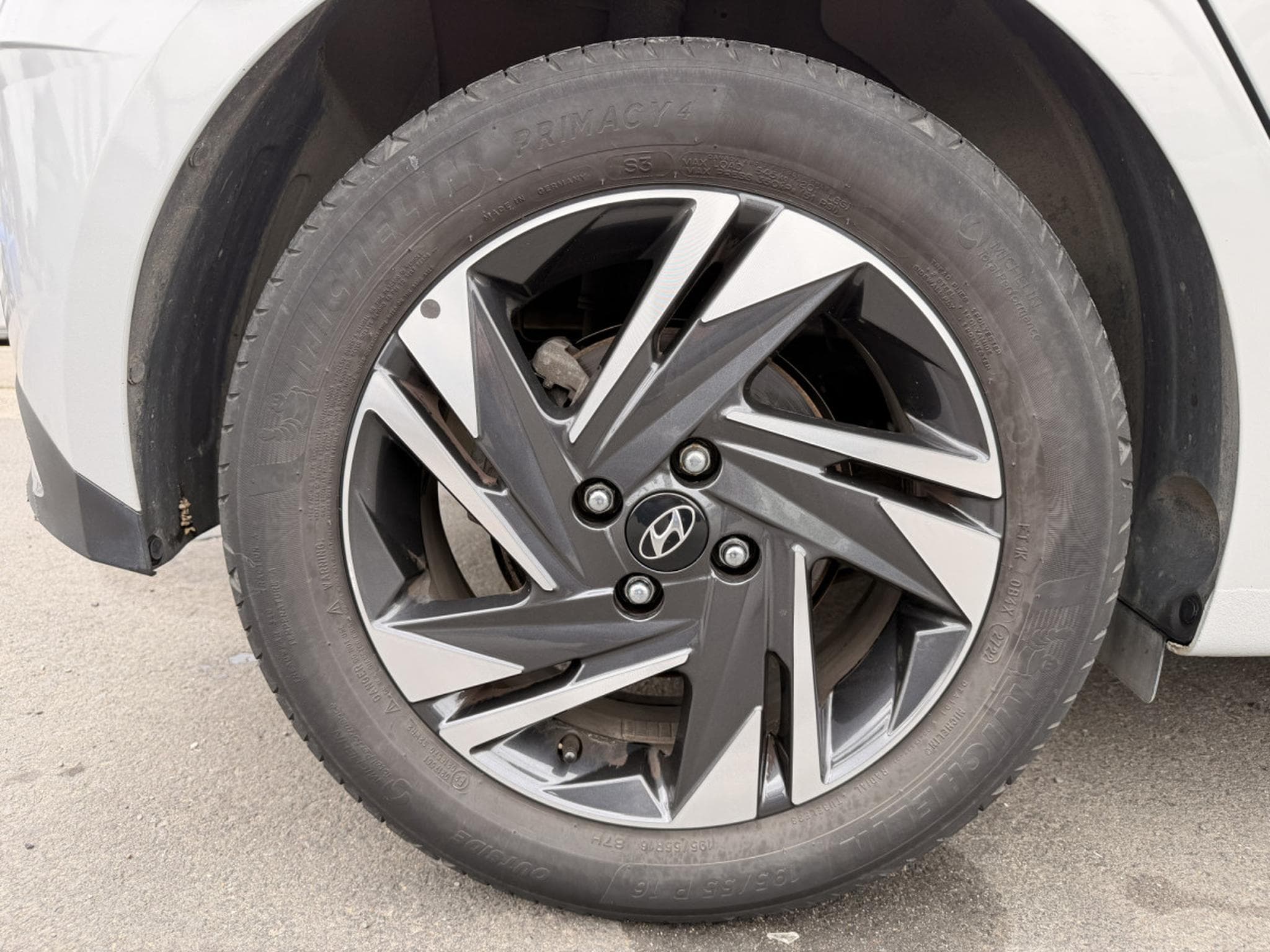 Hyundai i20 1.0 T-GDI 100 Auto. Style (2022) - Foto 11
