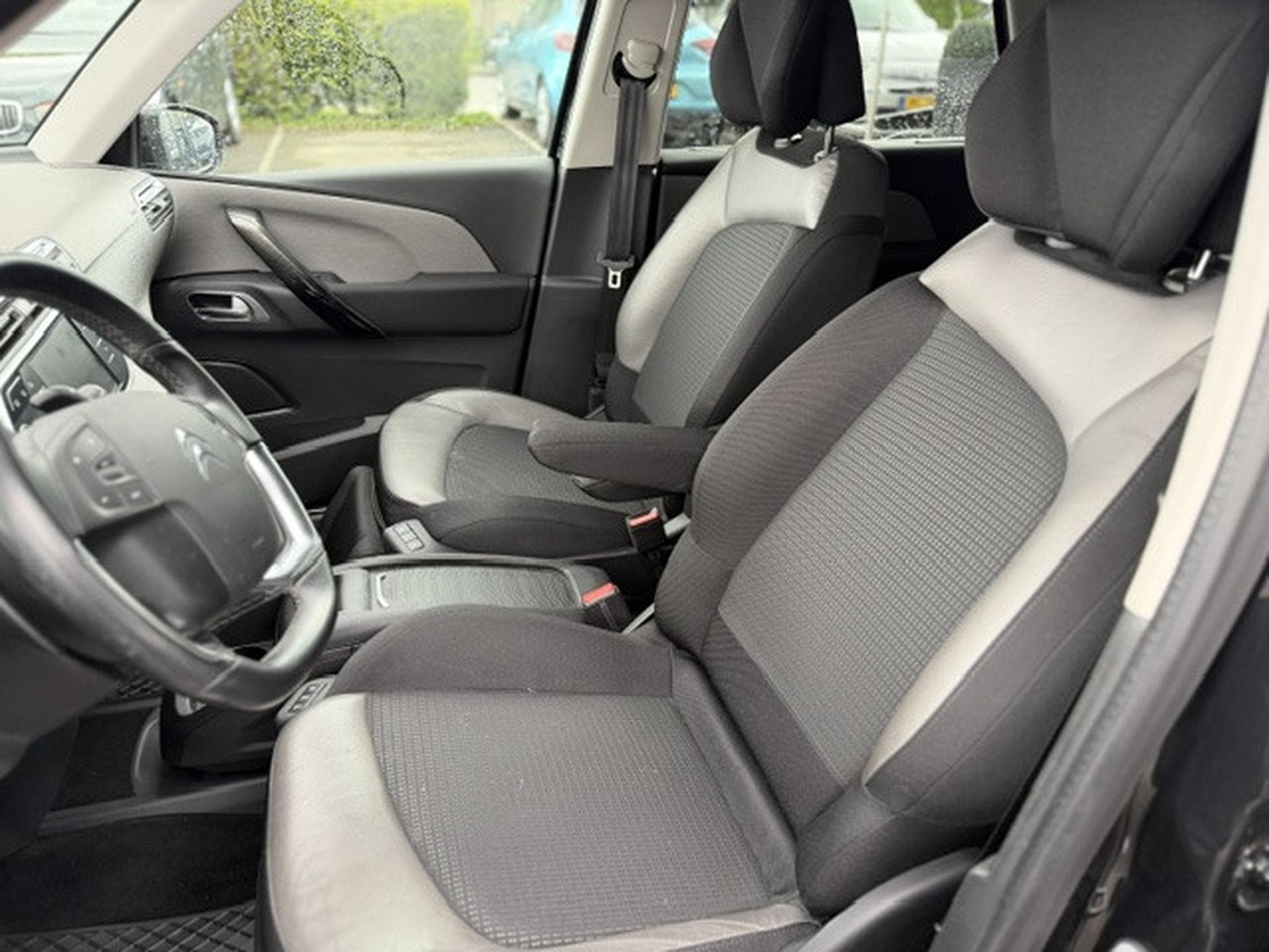 Citroën C4 Picasso 1.6 165PS (2018) - Foto 7