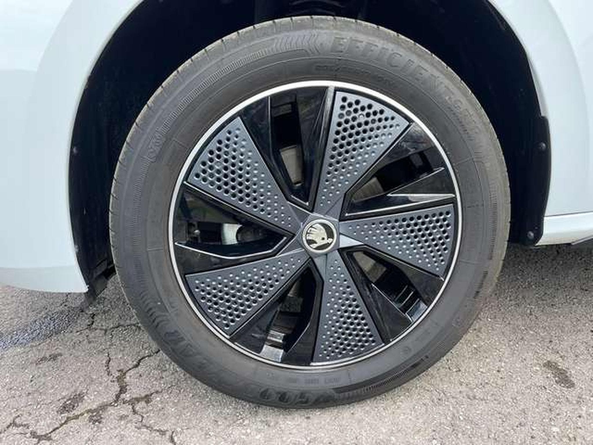 Skoda Kamiq Kamiq 1.5 TSI DSG Monte Carlo (2024) - Photo 29