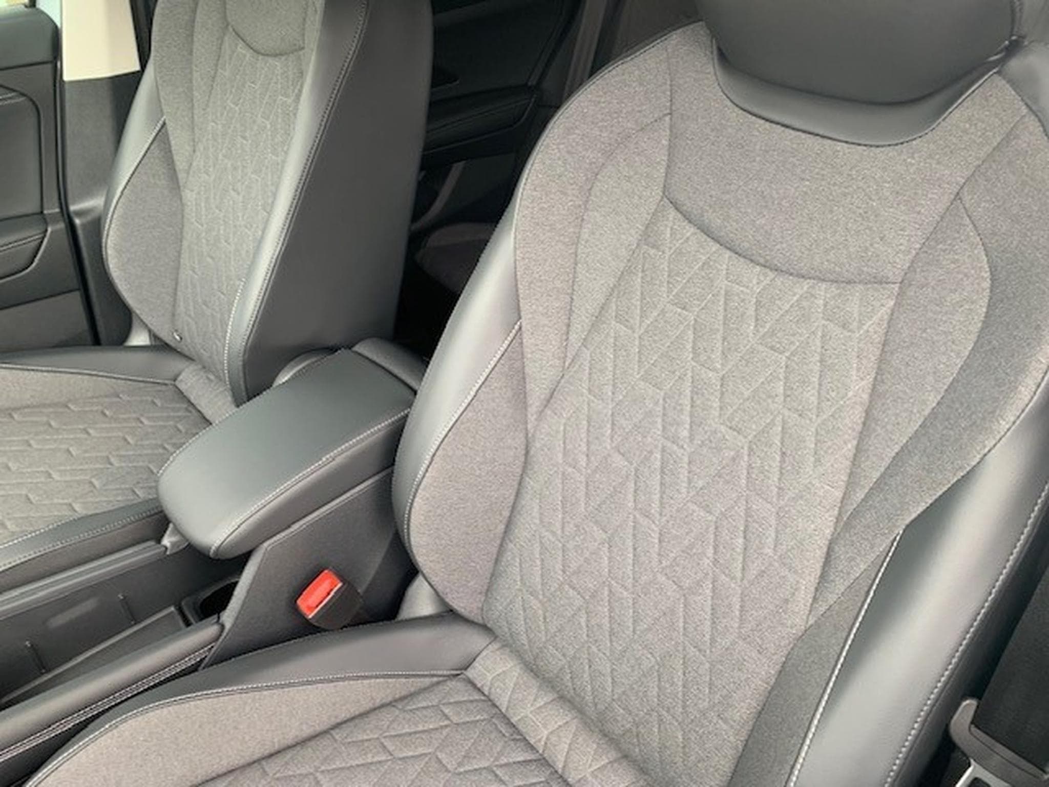 VW Tayron LIFE 1.5 eTSI 150CV DSG7 (2025) - Foto 2