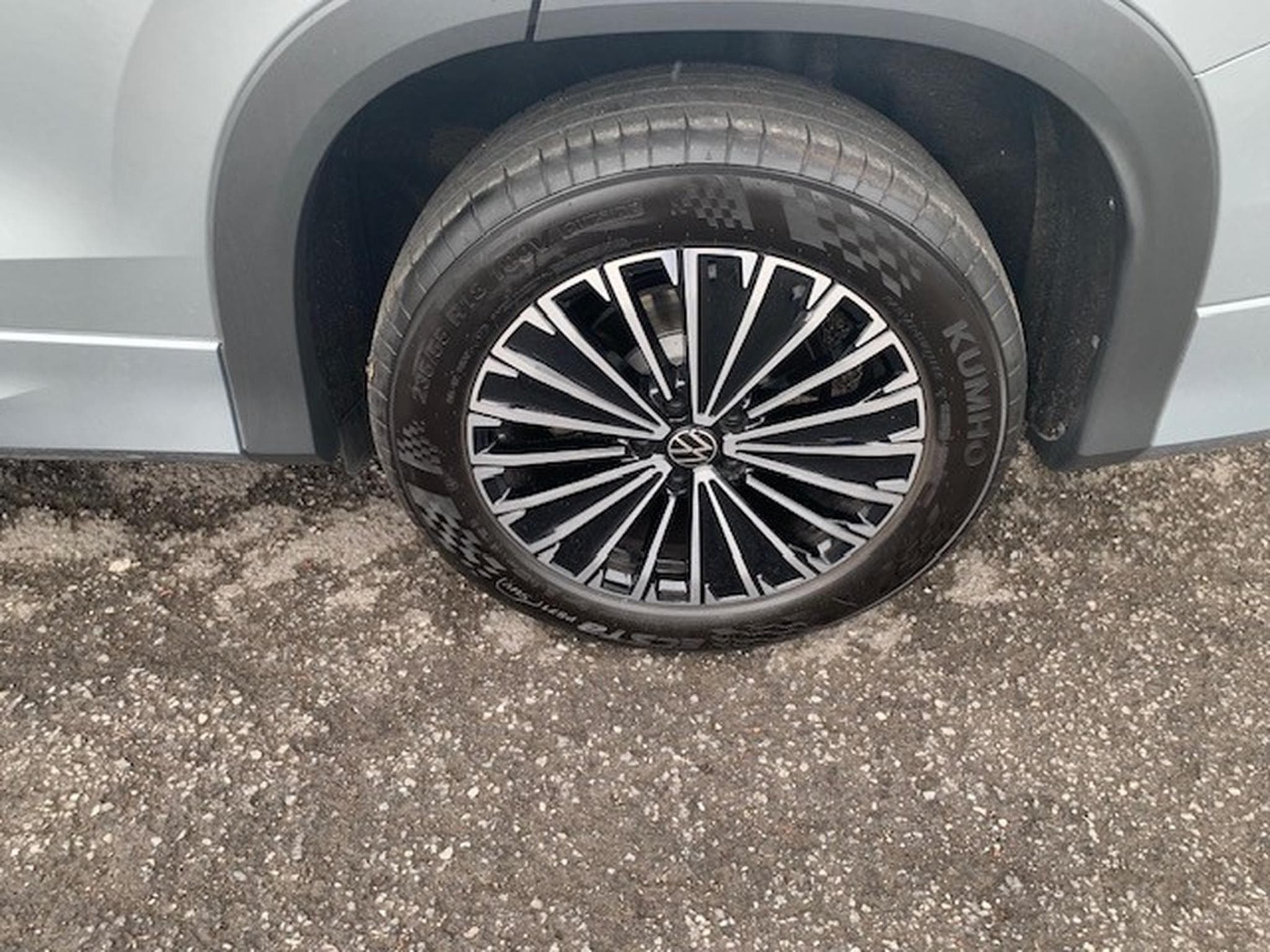 VW Tayron LIFE 1.5 eTSI 150CV DSG7 (2025) - Foto 4