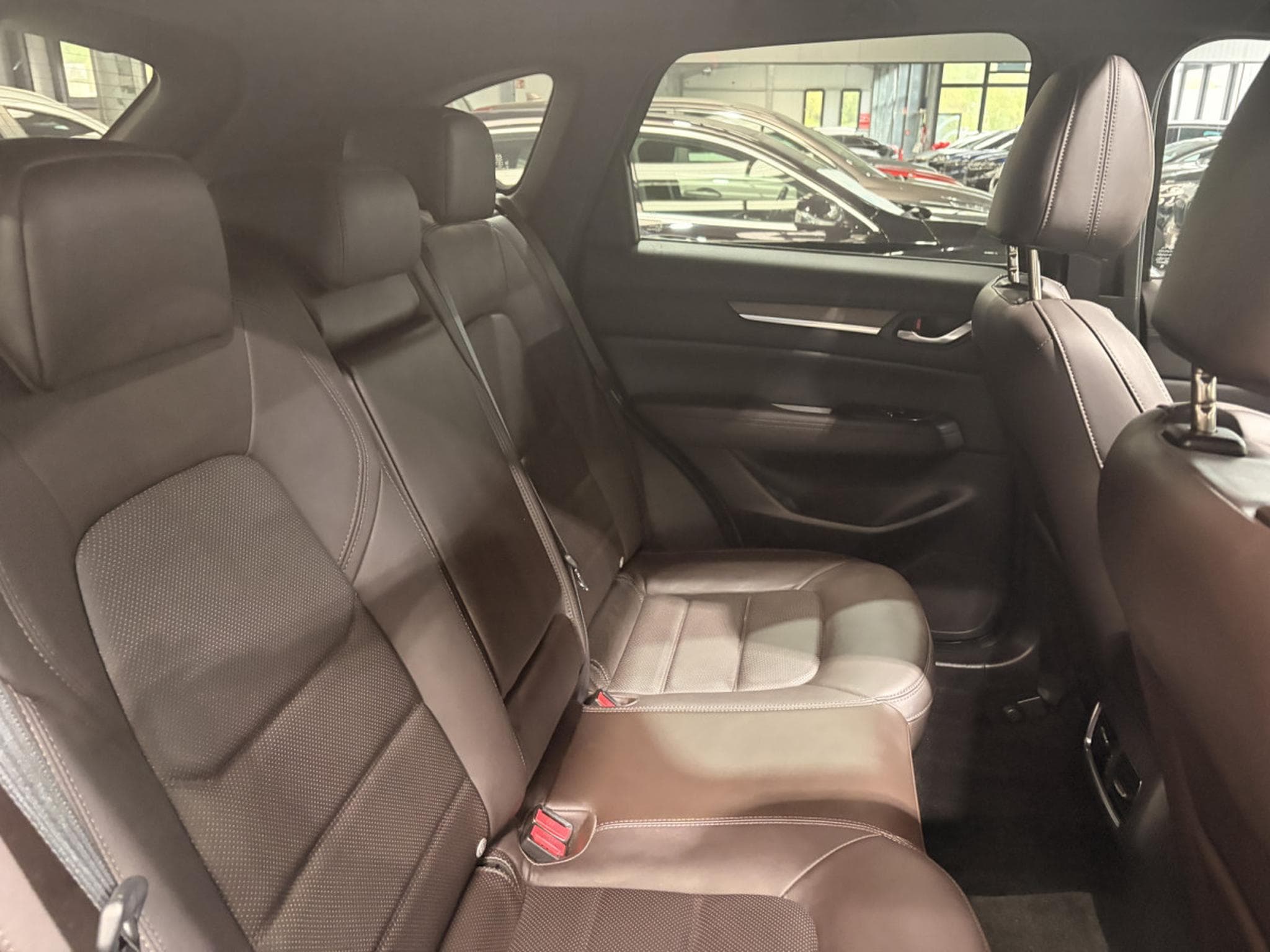Mazda CX-5 2.5 Skyactiv-G AWD Luxury (2019) - Photo 12