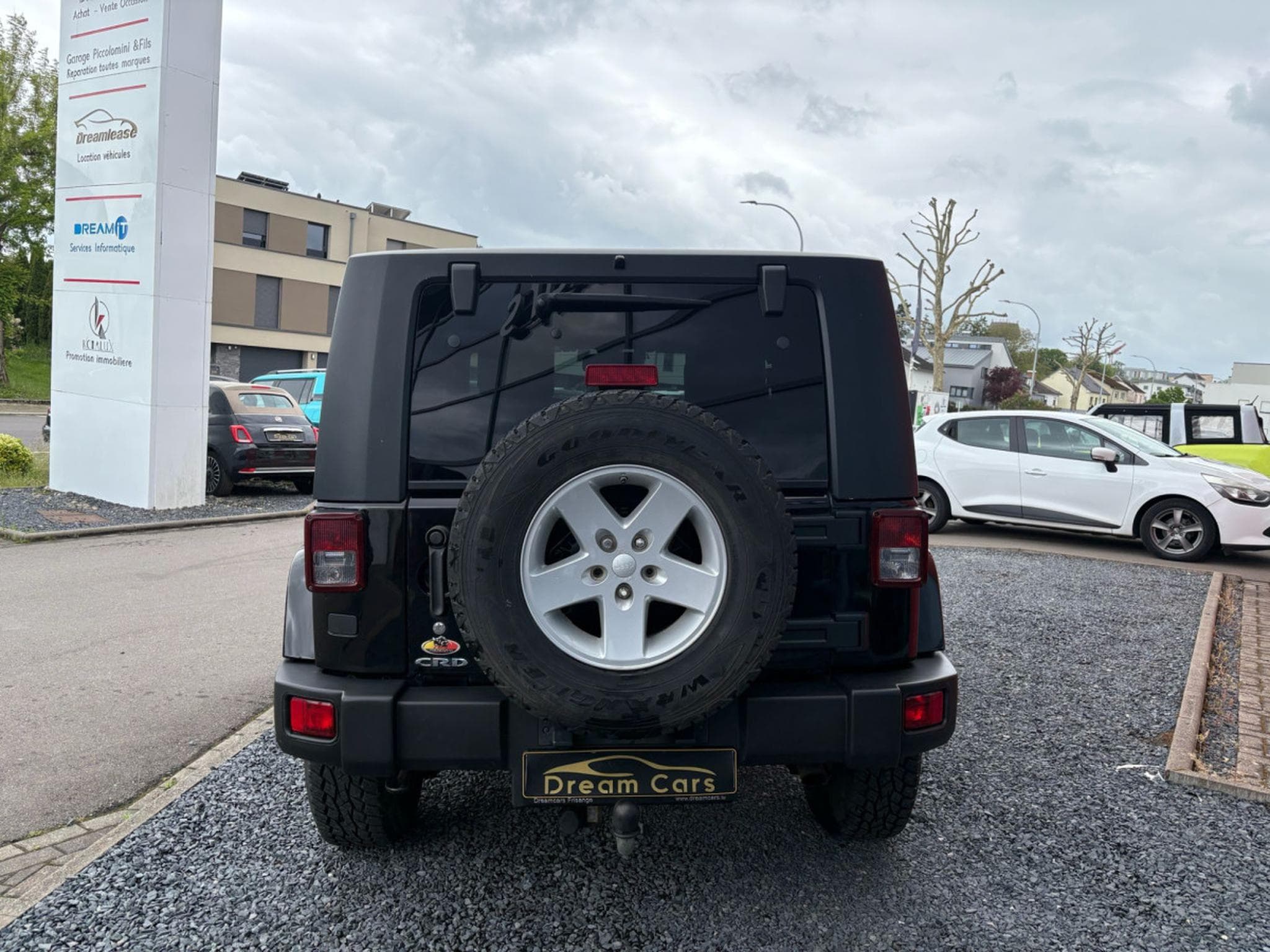 Jeep Wrangler 2.7 CRD SAHARA (2008) - Photo 2