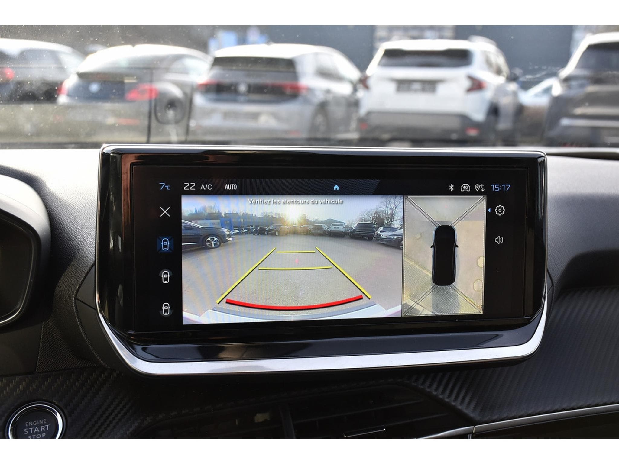 Peugeot 2008 1.2 PureTech Allure ACC GPS LANE SIDE REGUL CAM 360 1° MAIN (2025) - Photo 20