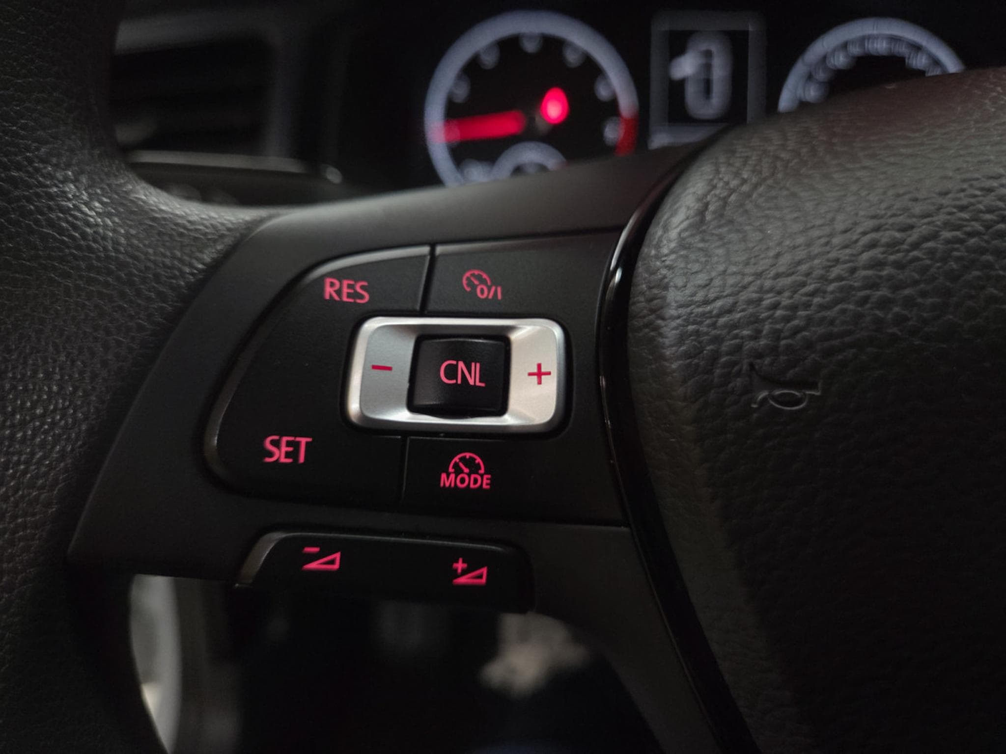 VW Polo 1.0 TRENDLINE 65CV (2018) - Photo 13