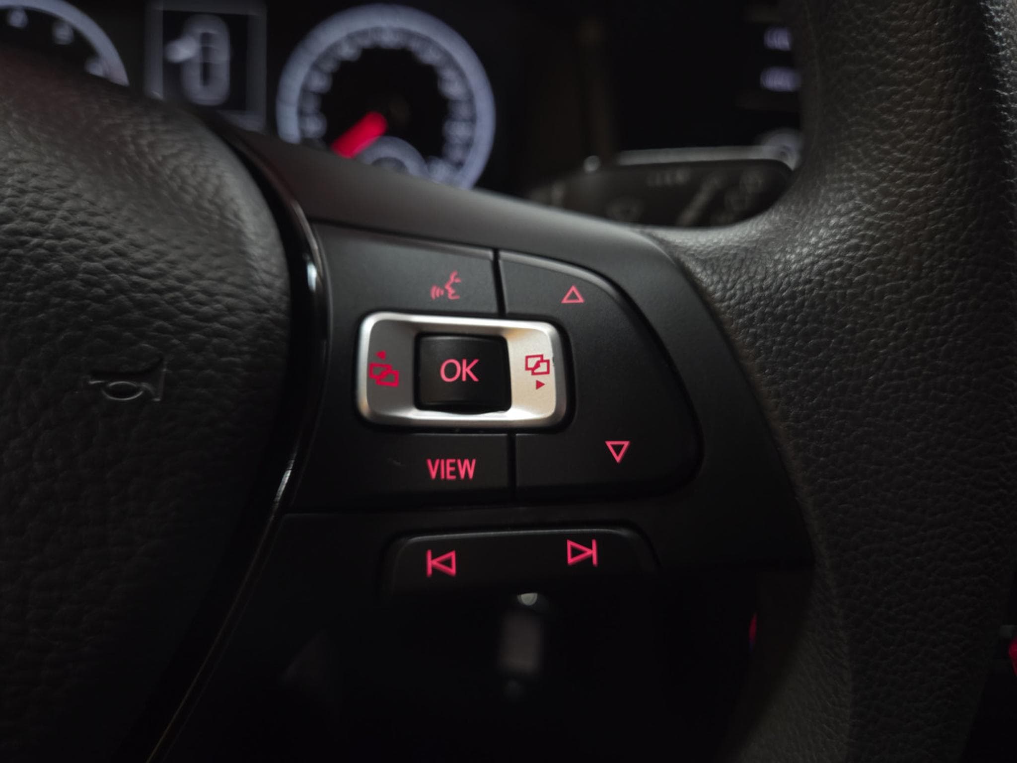 VW Polo 1.0 TRENDLINE 65CV (2018) - Photo 14