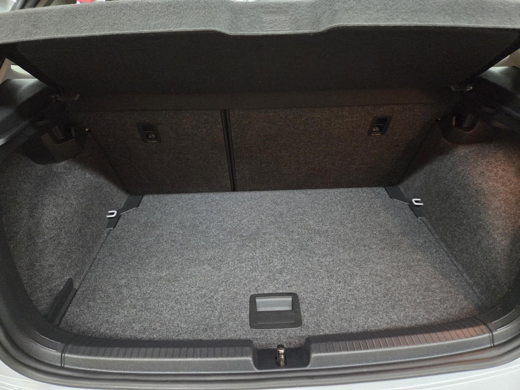 VW Polo 1.0 TRENDLINE 65CV (2018) - Photo 20