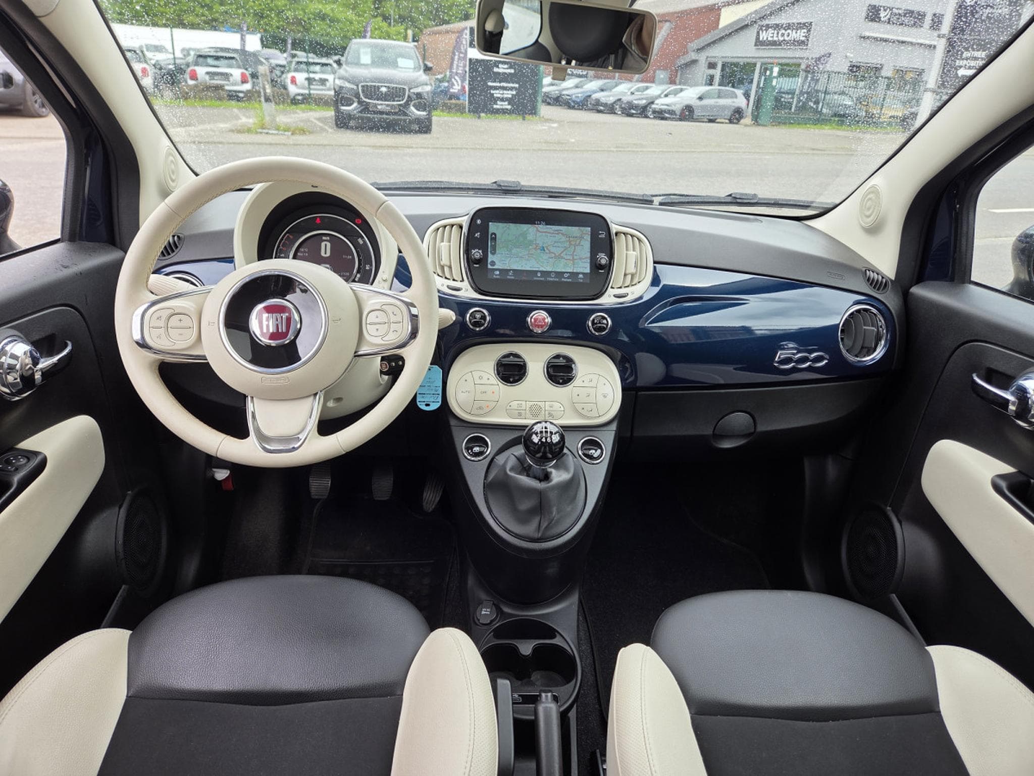 Fiat 500 ESSENCE/HYBRID DOLCEVITA 69CV (2022) - Photo 11