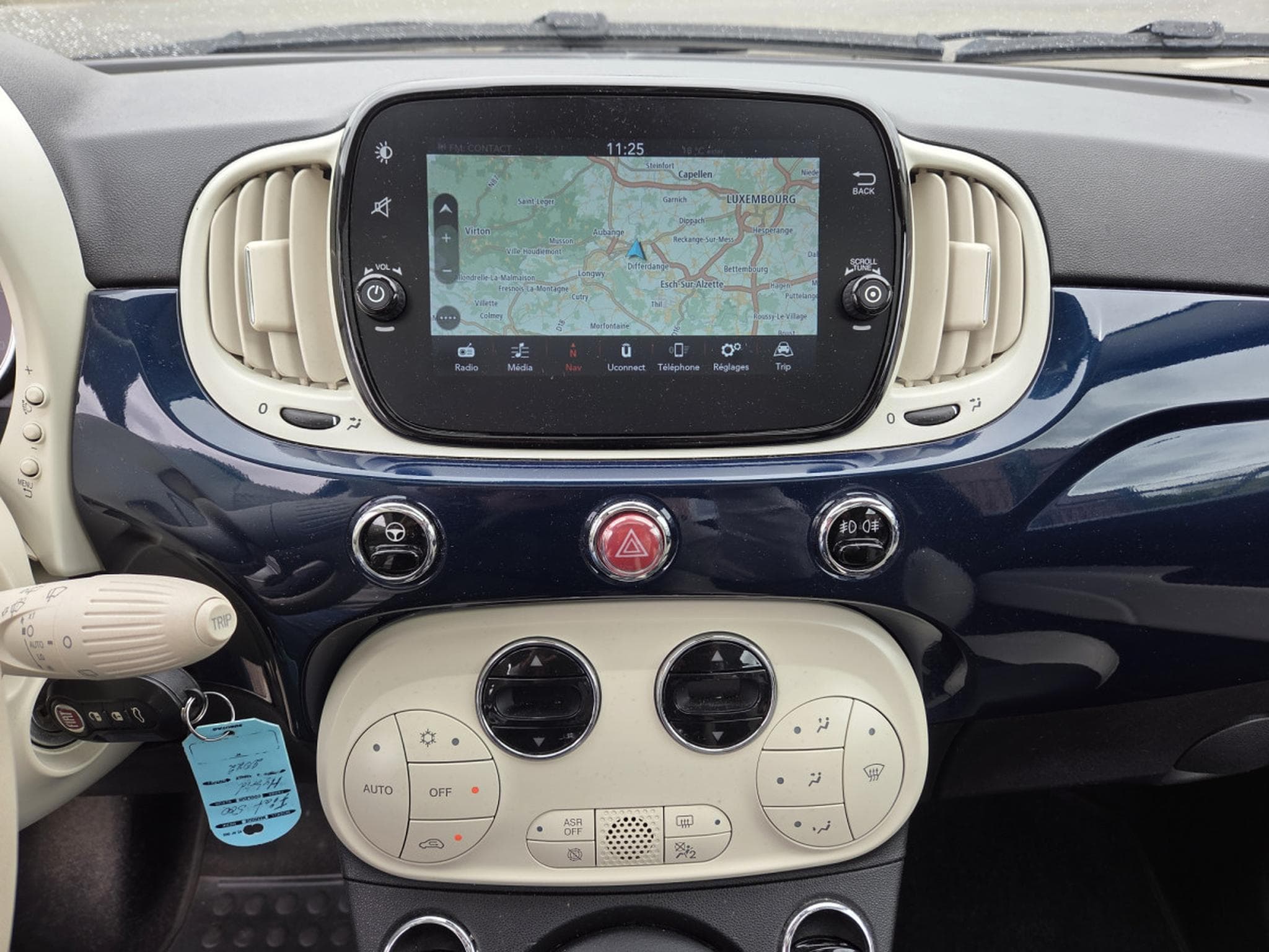 Fiat 500 ESSENCE/HYBRID DOLCEVITA 69CV (2022) - Photo 15