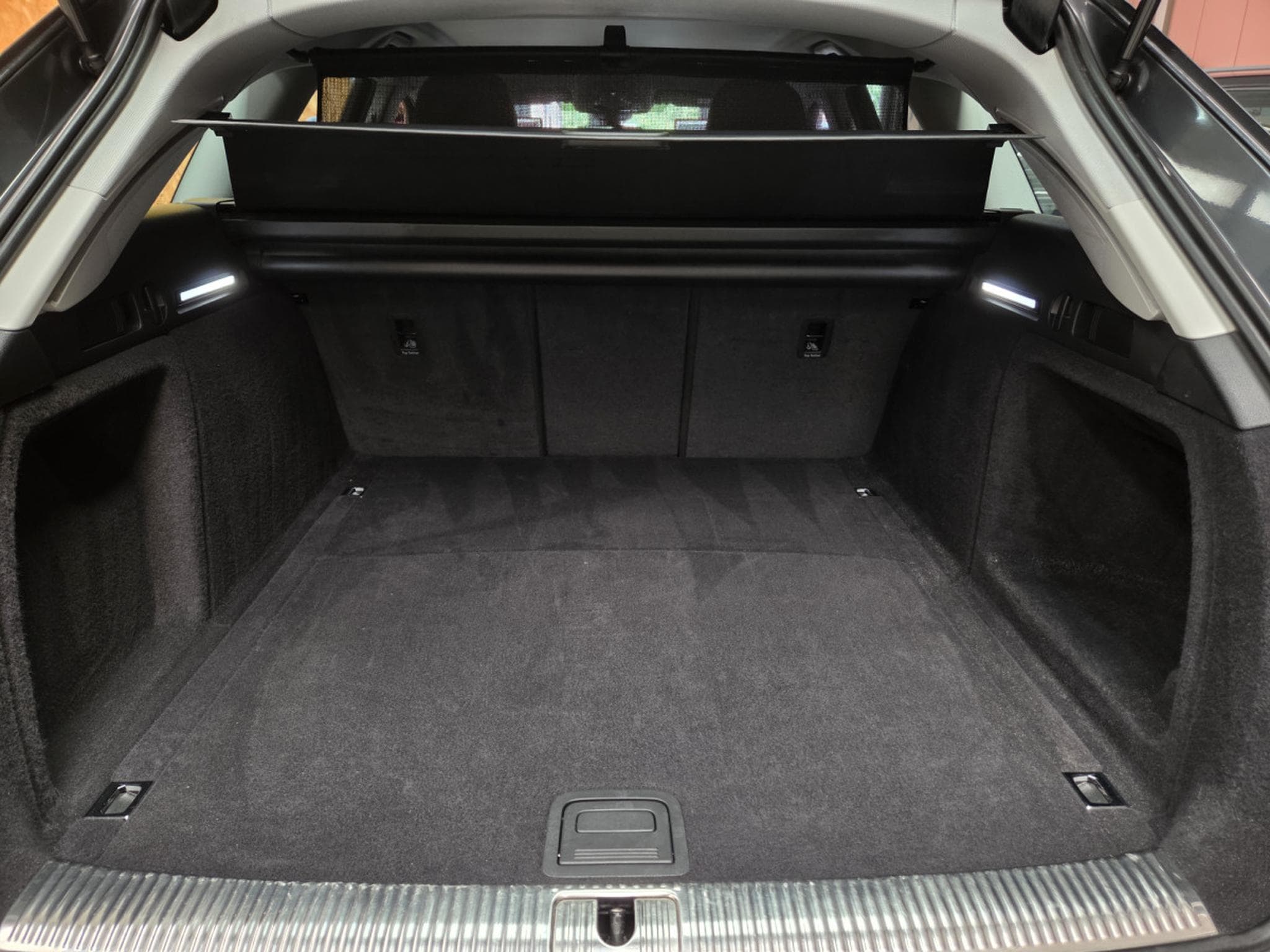 Audi A4 AVANT 30TDI ATTRACTION S-TRONIC (2022) - Photo 21