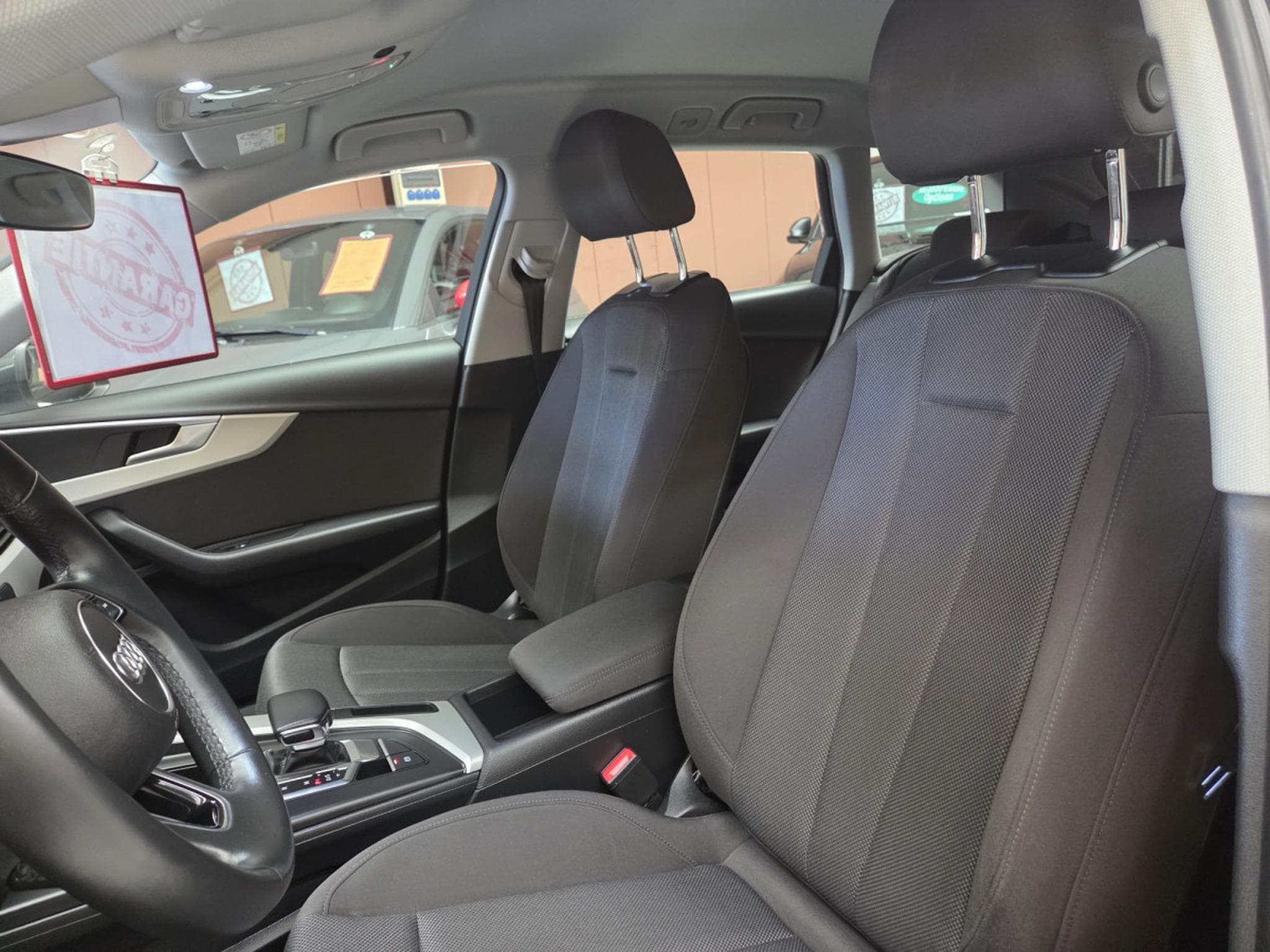 Audi A4 AVANT 30TDI ATTRACTION S-TRONIC (2022) - Photo 8