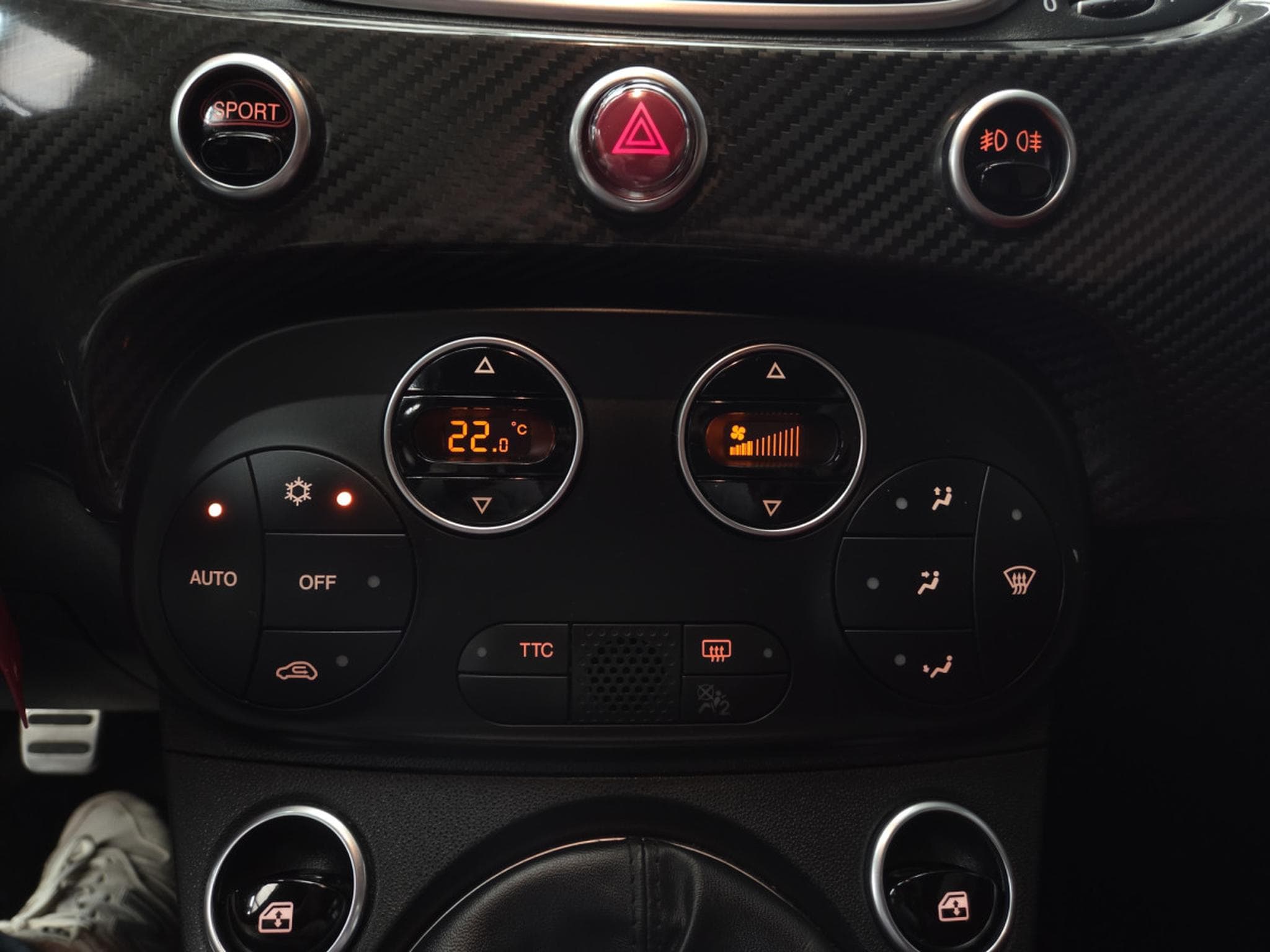 Fiat 500 ABARTH 595 TURISMO 165CV (2018) - Photo 16