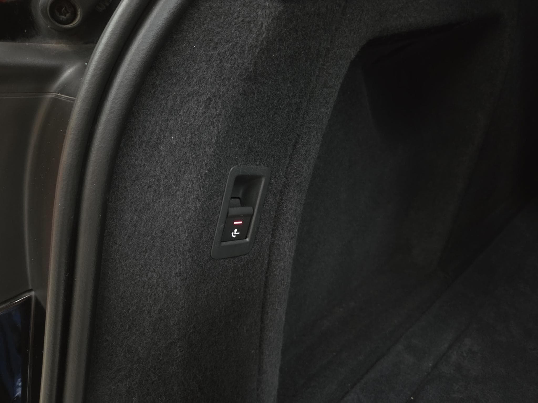 Audi A4 TDI AVANT S-TRONIC 163CV (2020) - Photo 18