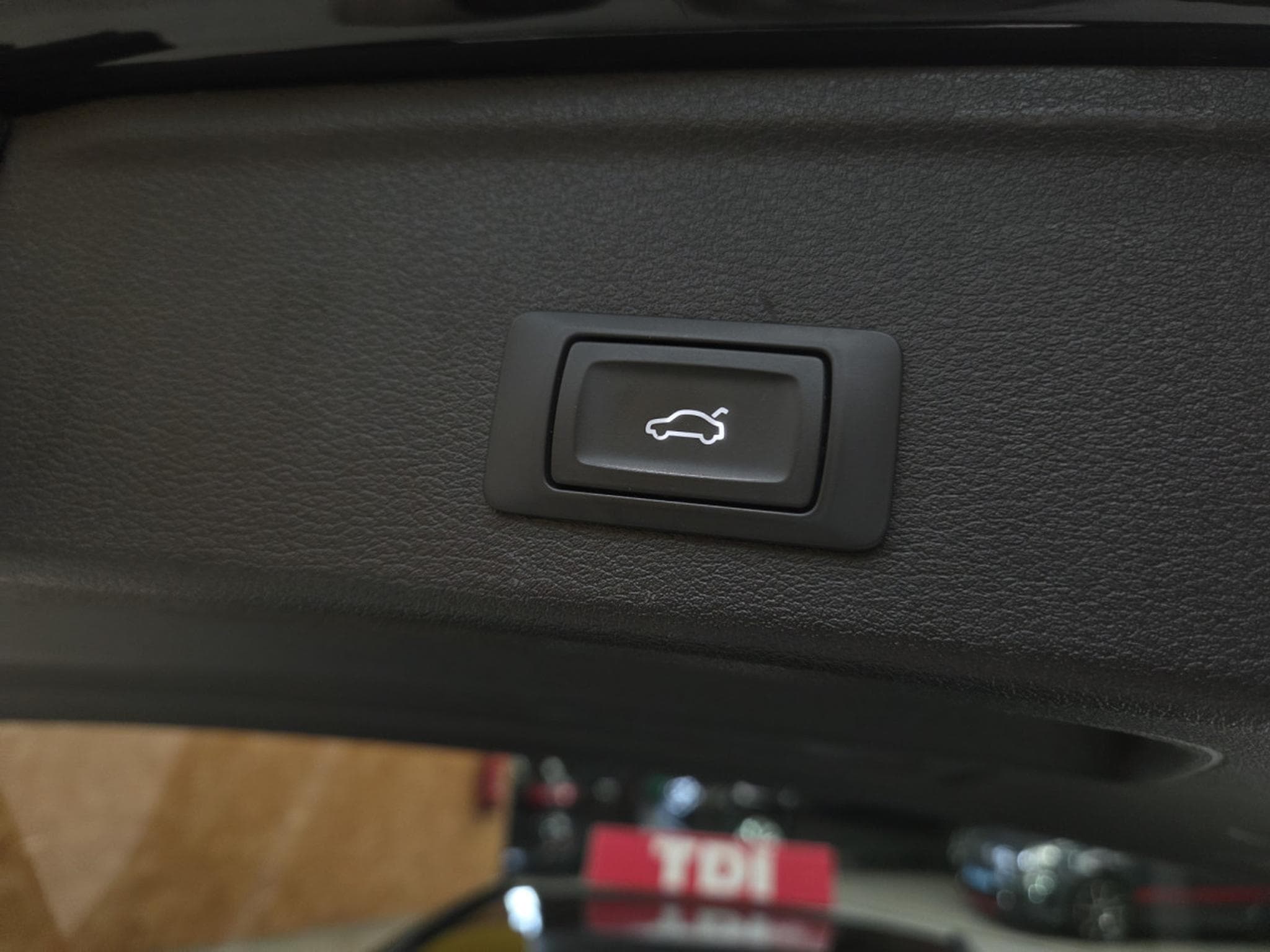 Audi A4 TDI AVANT S-TRONIC 163CV (2020) - Photo 19