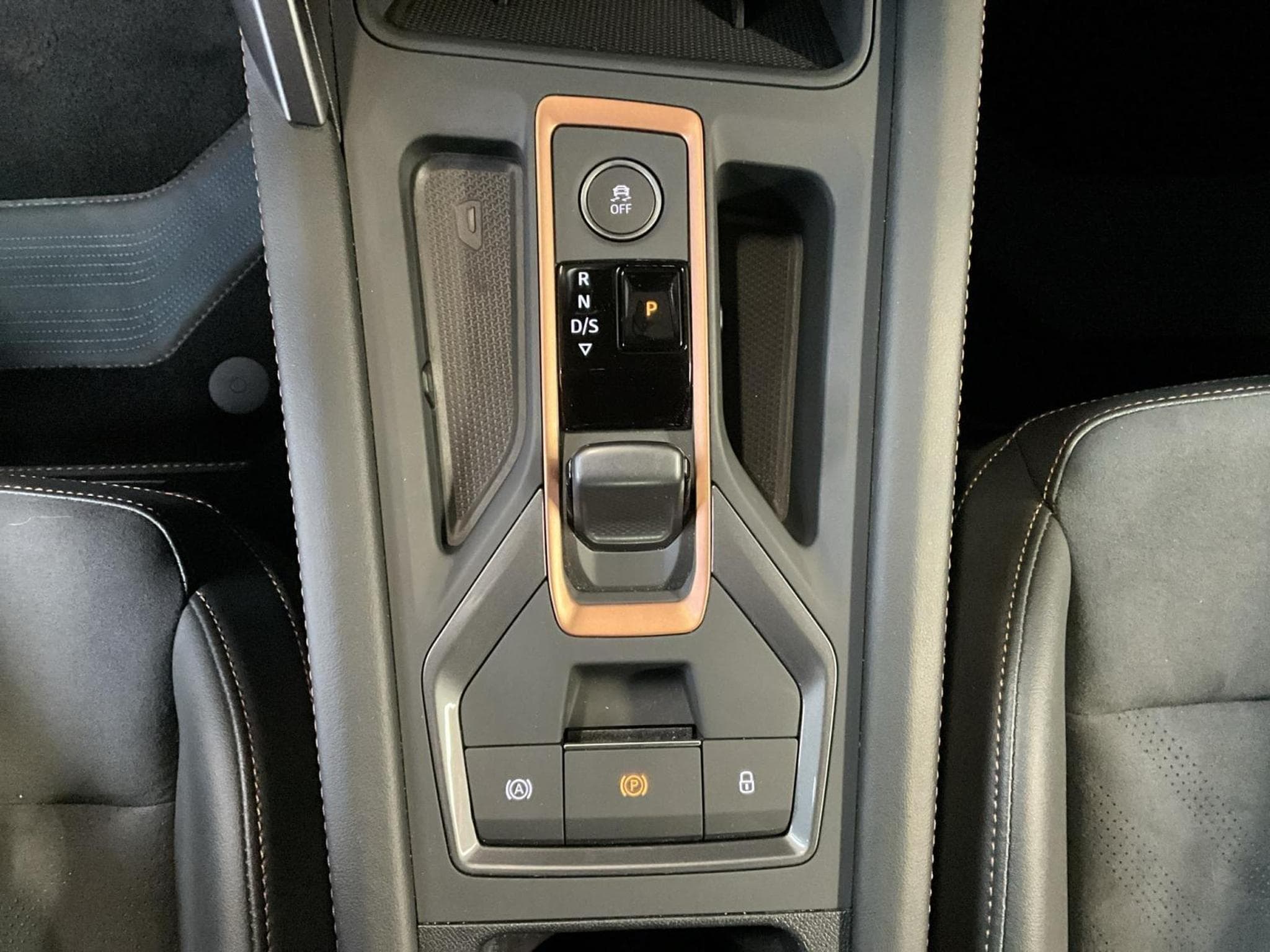 Cupra Leon DSG+Dinamica+Pure-Perf+Int.Drive (2025) - Foto 12