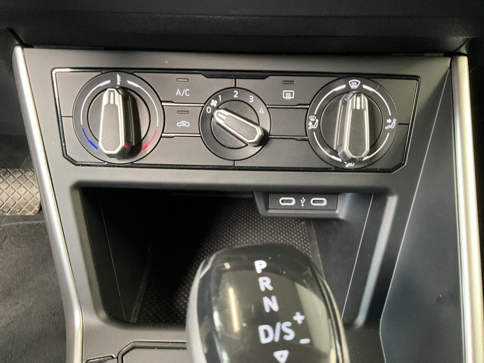 VW Polo Life+DSG+Led+App-Connect (2024) - Foto 15