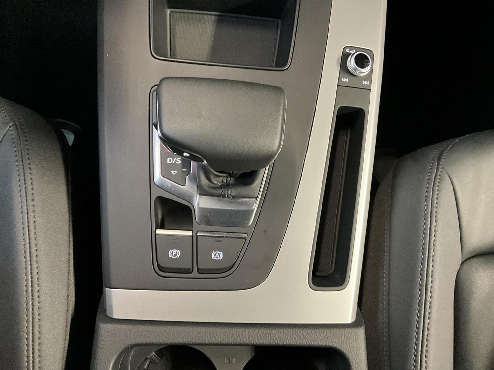 Audi Q5 Advanced+40TDI+Quattro+S-Tronic+P.Ass.-Tour+P.Business+ (2024) - Foto 15