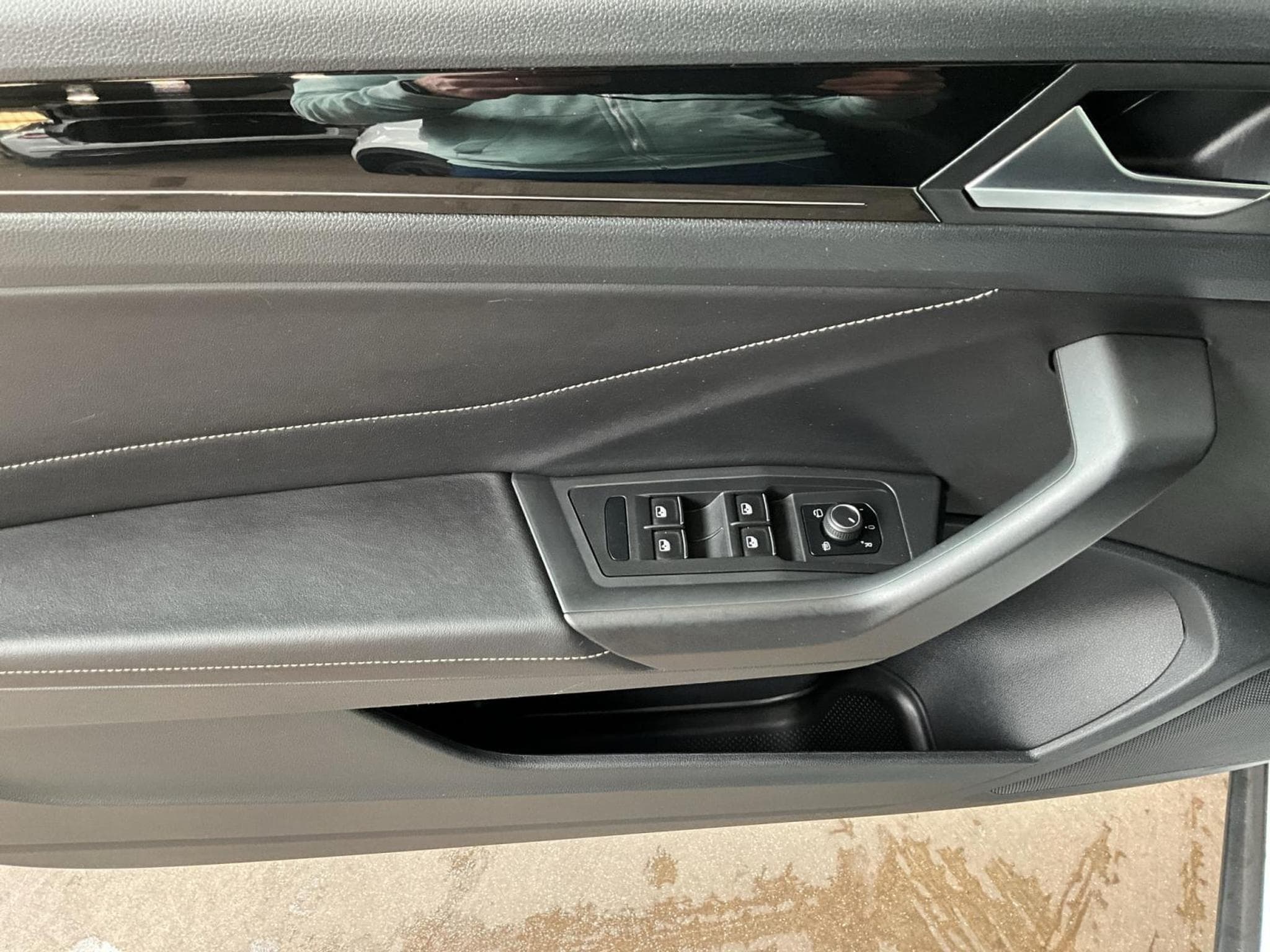 VW T-Roc Cabrio+R-Line+DSG+Black-Style+RearView+Marix-LED (2022) - Foto 10