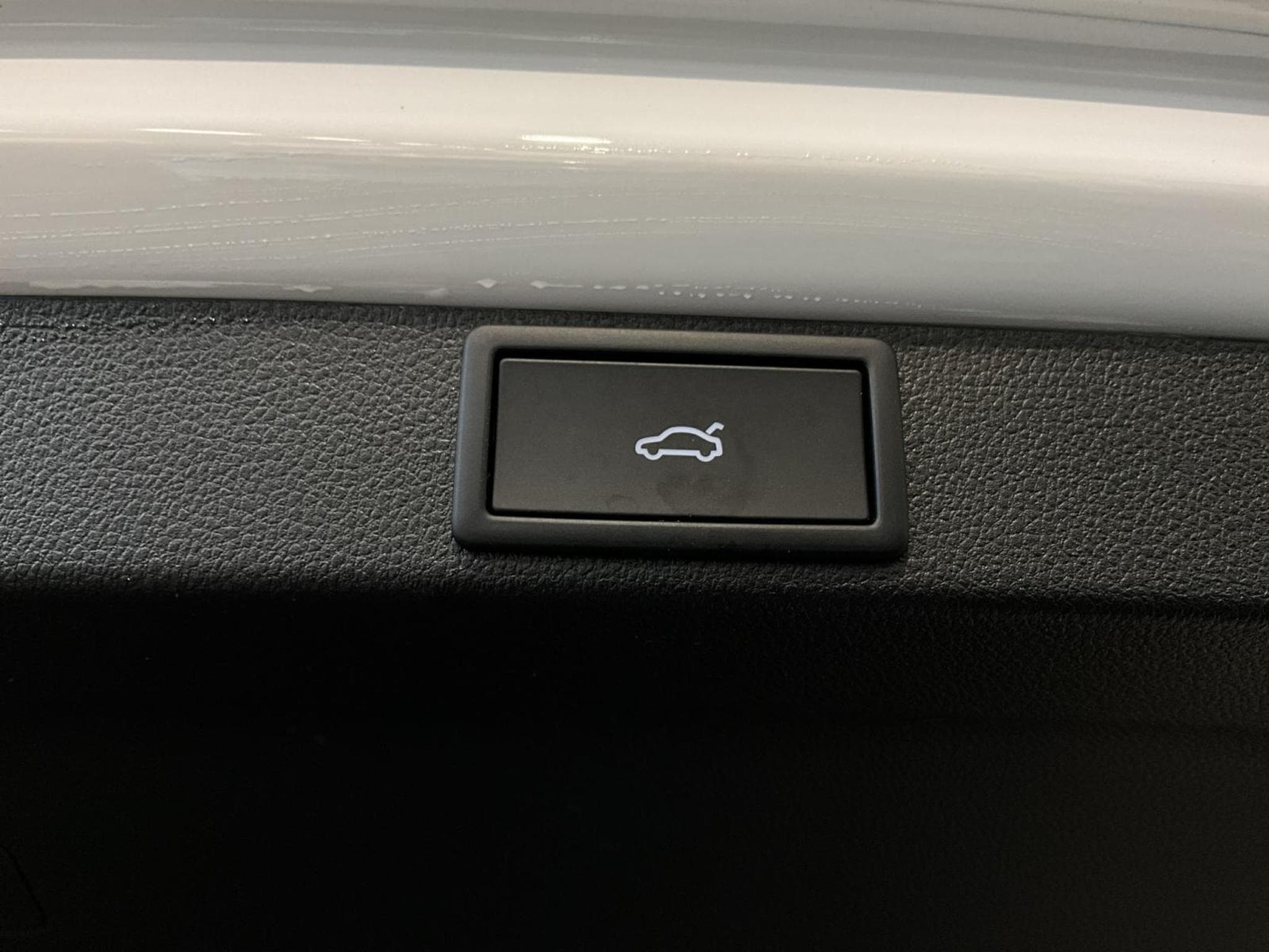 Skoda Octavia Combi+RS+DSG+P.Com.-Premium+360 (2025) - Photo 17