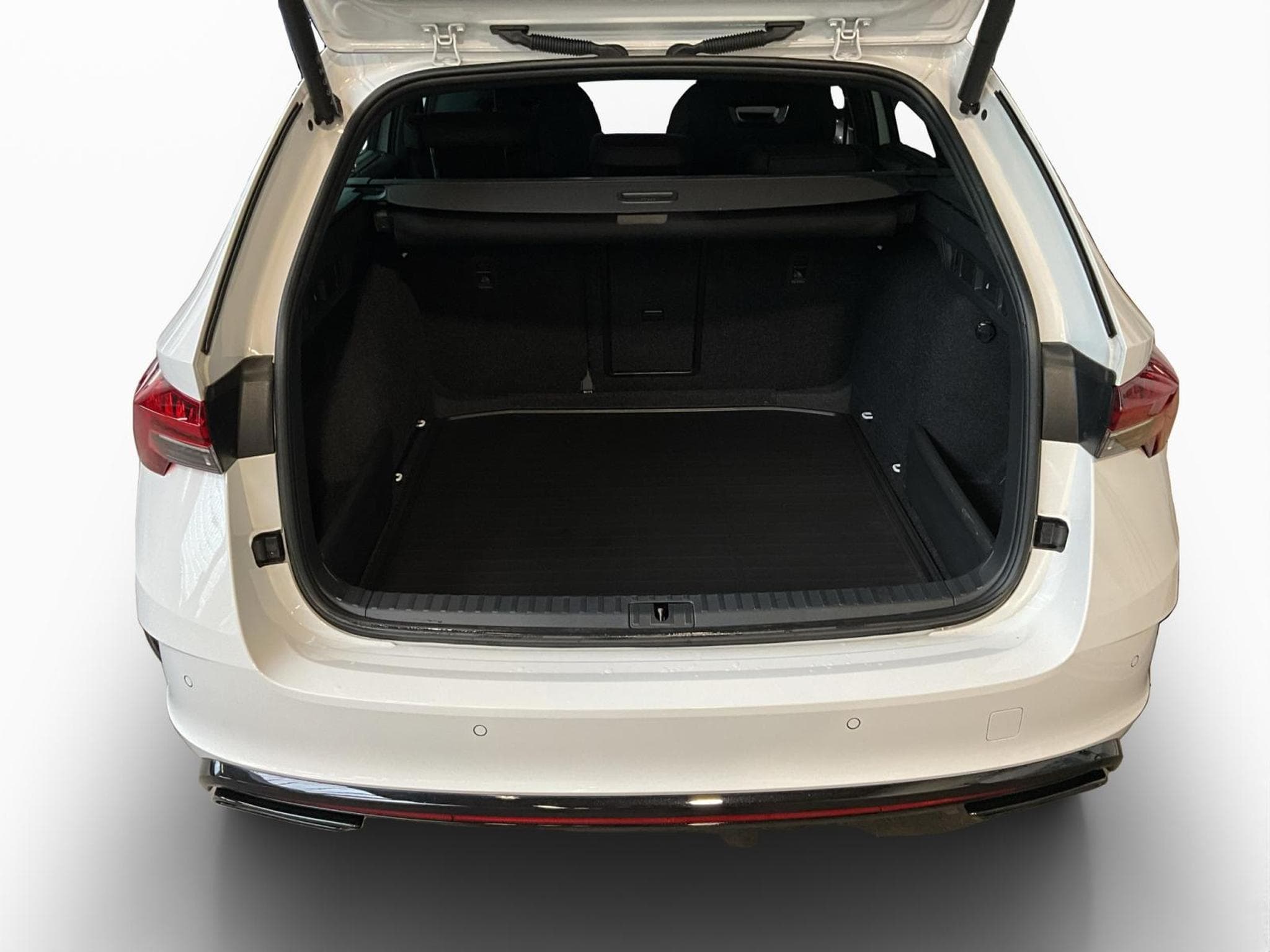 Skoda Octavia Combi+RS+DSG+P.Com.-Premium+360 (2025) - Photo 18