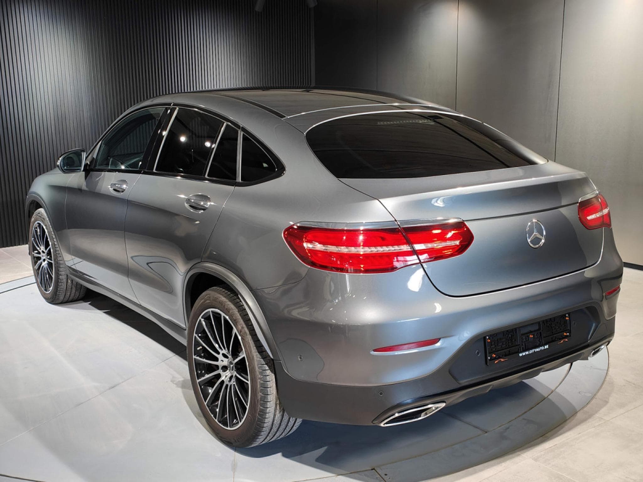 Mercedes GLC 220 220D AMG COUPE 4MATIC GPS CAMERA 360 SIEGES CHAUFFANTS (2018) - Foto 4