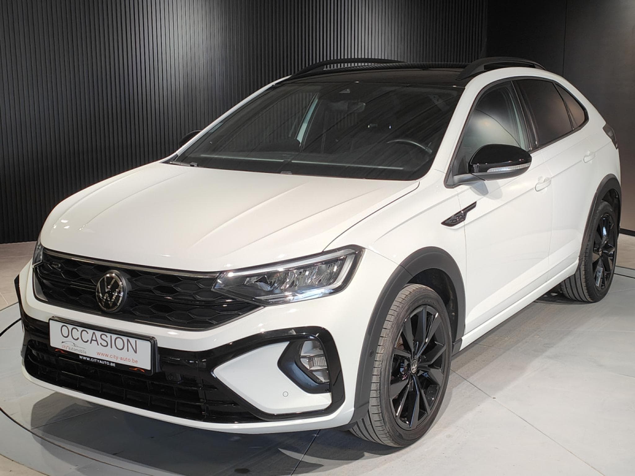 VW Taigo 1.0 TSI DSG R-LINE CARPLAY CAMERA LED GPS (2023) - Foto 6
