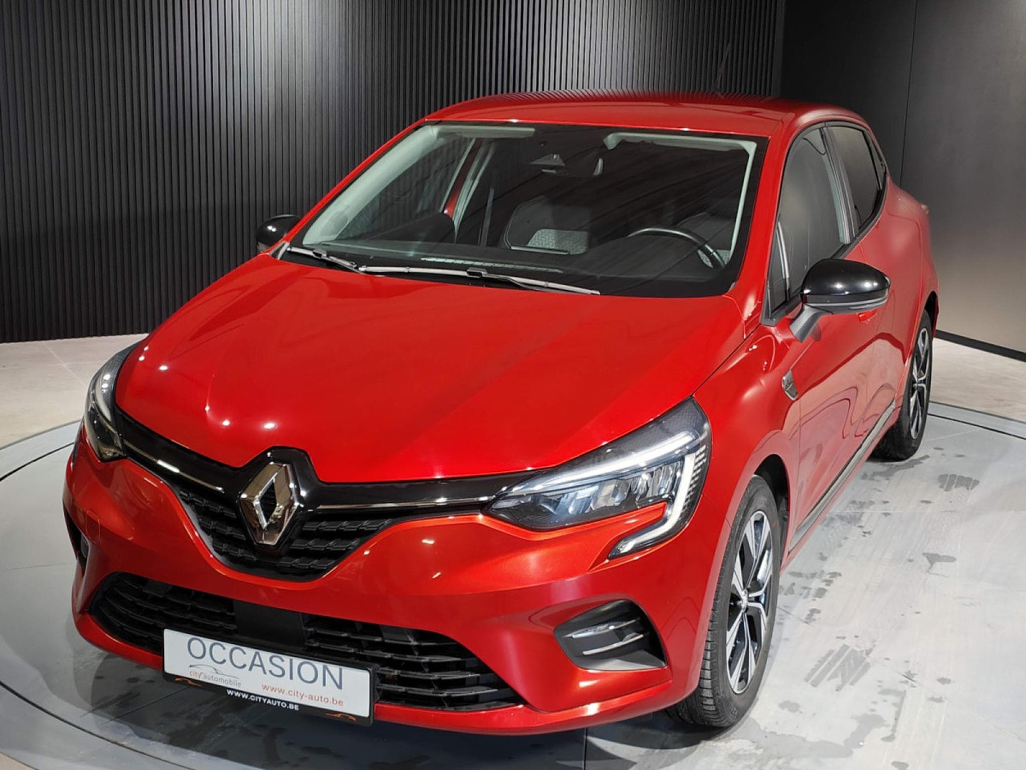 Renault Clio 1.5 DCI LIMITED GPS CLIM LED CRUISE ATTELAGE (2022) - Photo 6