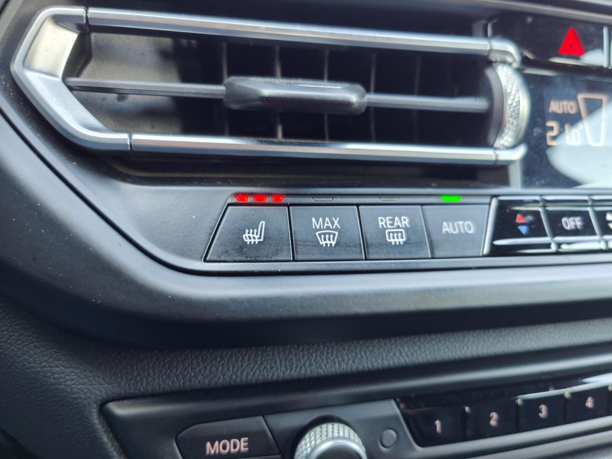 BMW 218 218iA PACK M GPS CARPLAY BLUETOOTH PHARES LED (2020) - Photo 15
