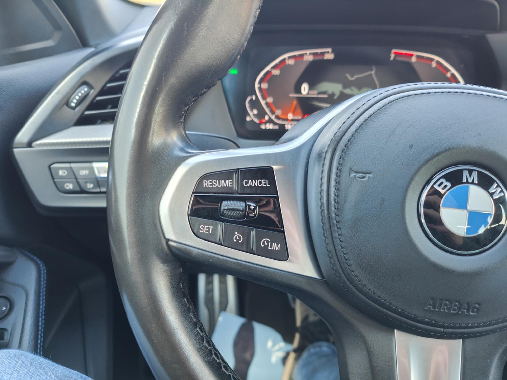 BMW 218 218iA PACK M GPS CARPLAY BLUETOOTH PHARES LED (2020) - Photo 21
