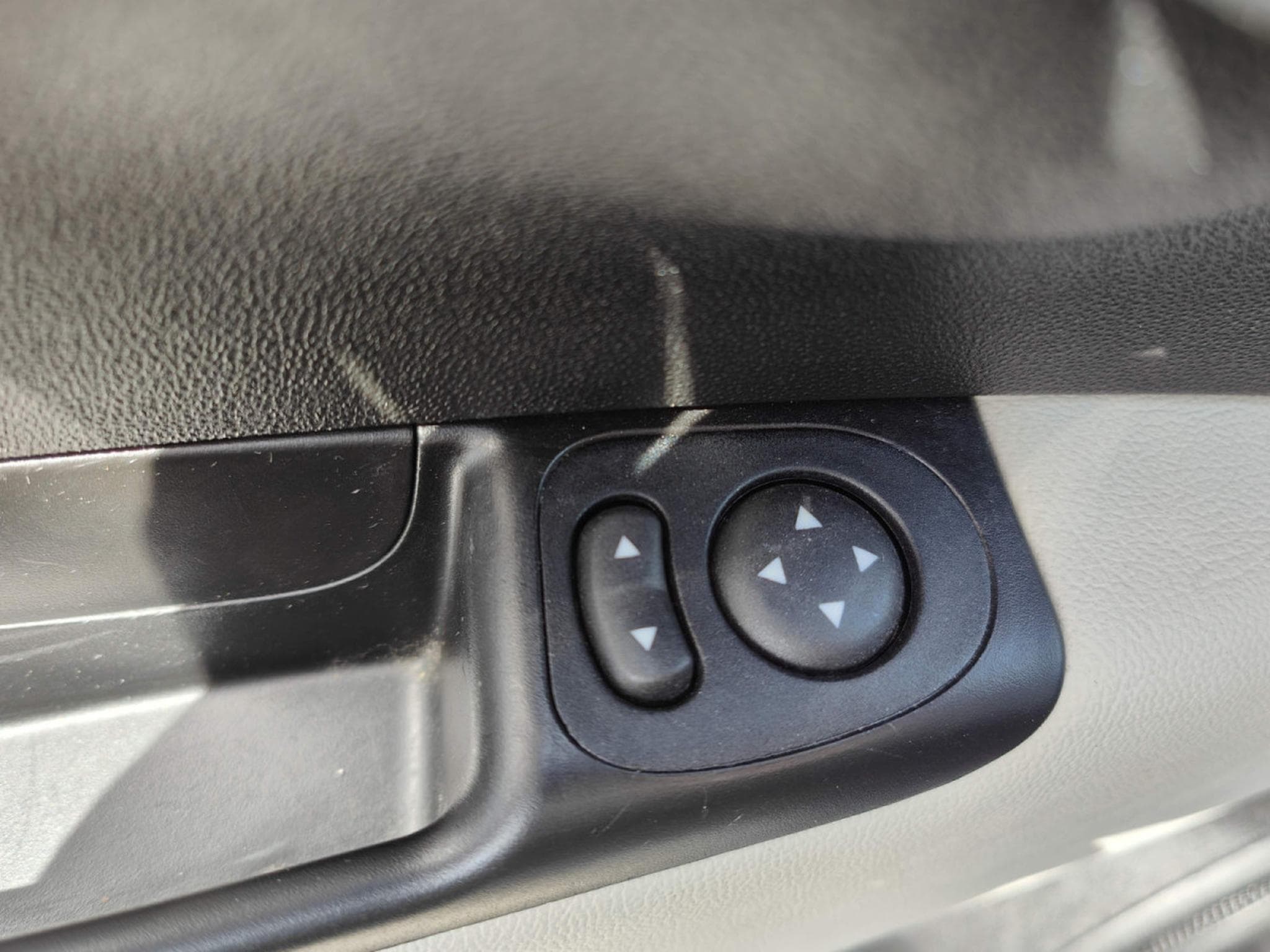 Fiat 500 1.2 MULTIJET GPS SIEGES CHAUFFANTS TOIT PANO CRUISE (2019) - Foto 10