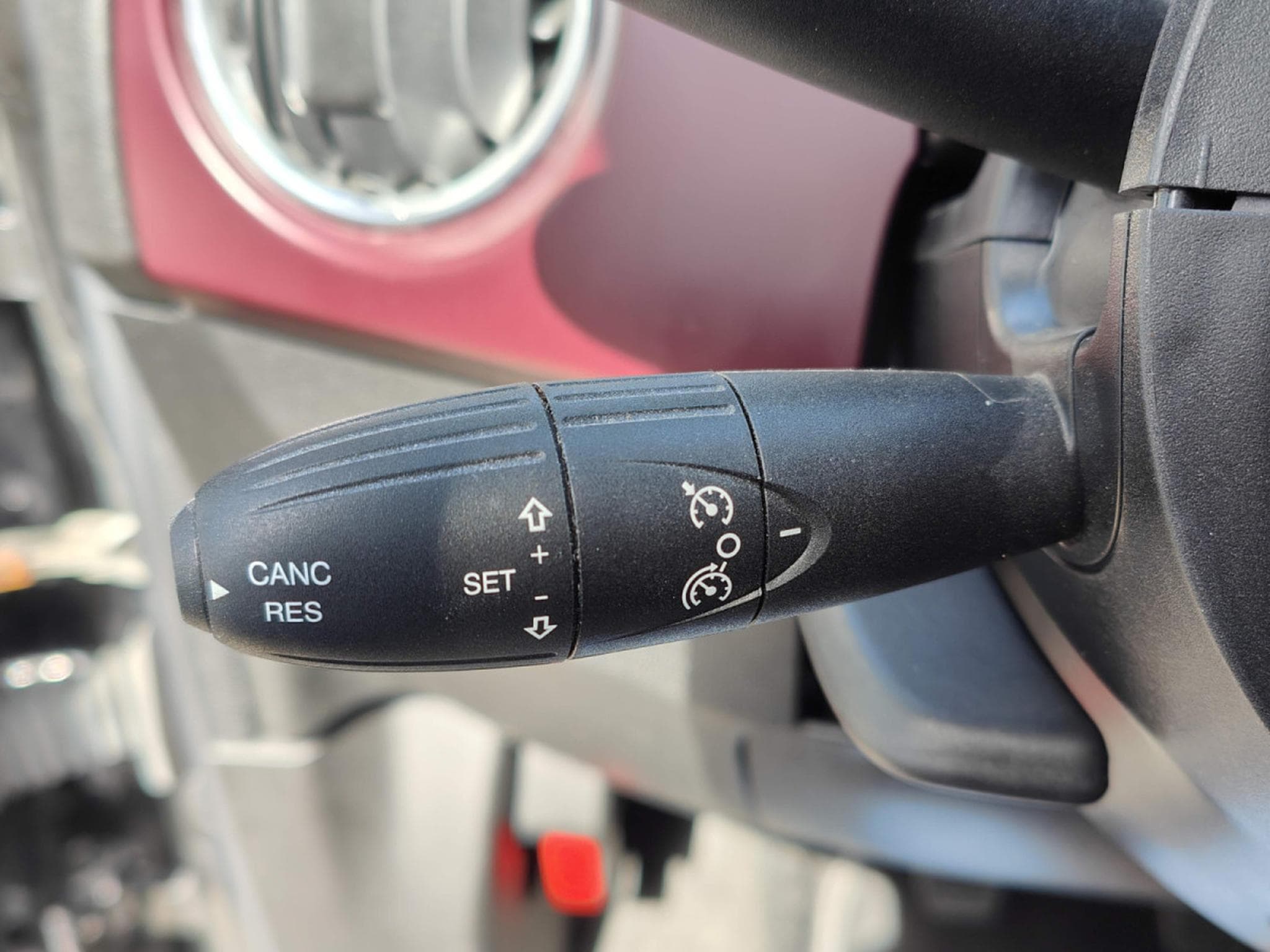 Fiat 500 1.2 MULTIJET GPS SIEGES CHAUFFANTS TOIT PANO CRUISE (2019) - Foto 13