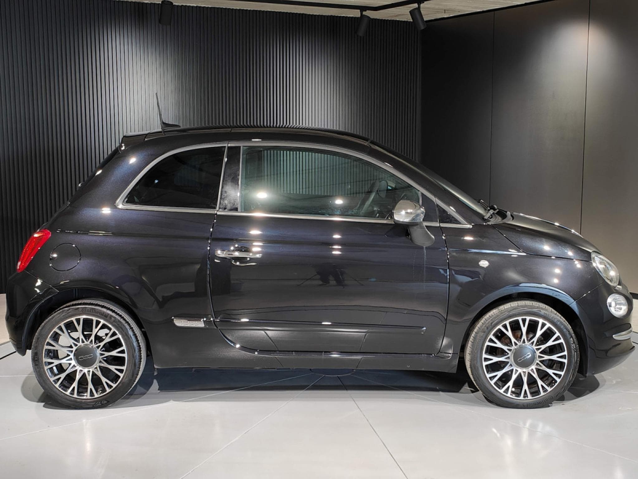 Fiat 500 1.2 MULTIJET GPS SIEGES CHAUFFANTS TOIT PANO CRUISE (2019) - Foto 2