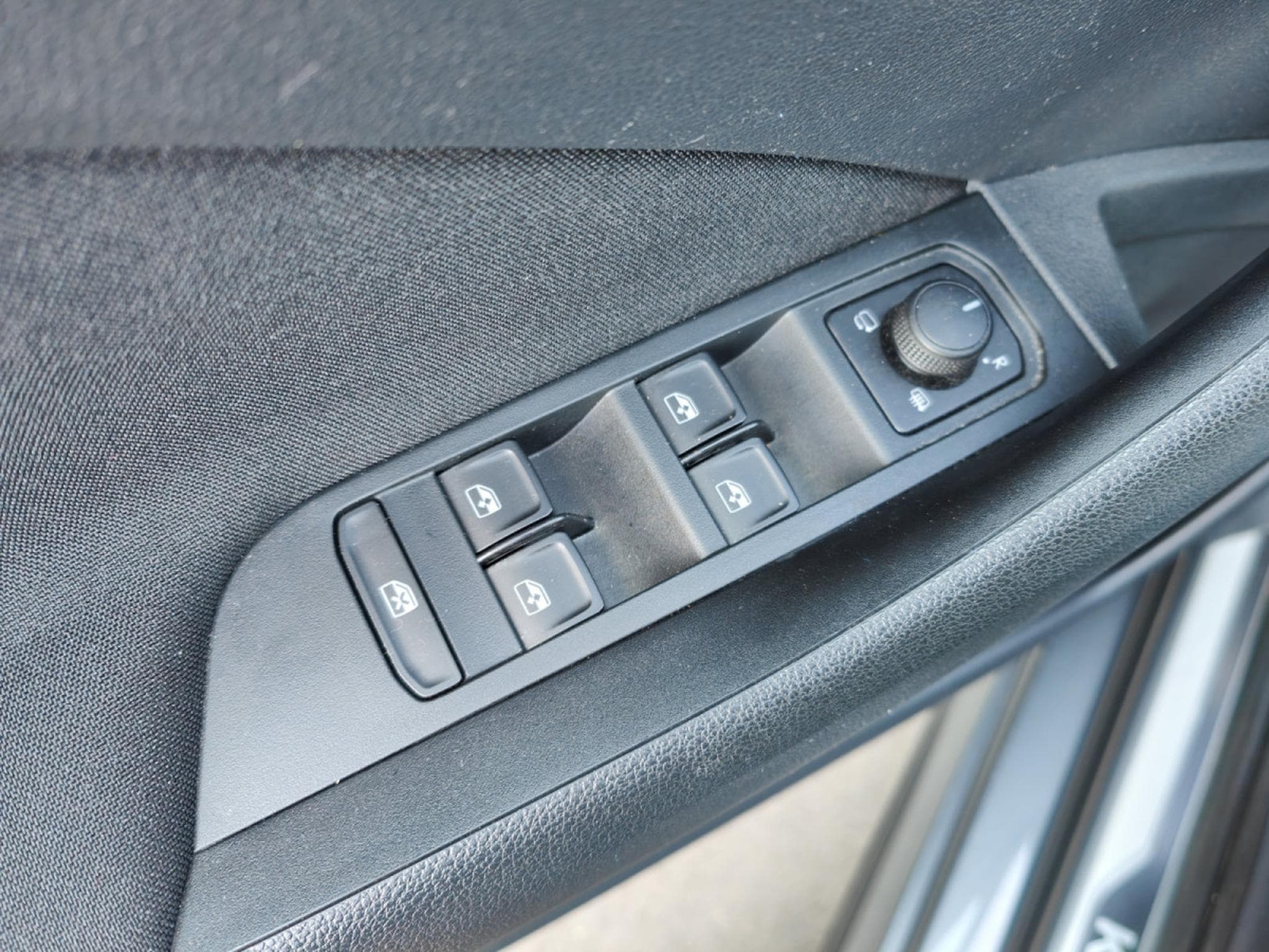 Skoda Kamiq 1.5 TSI DSG MONTE CARLO GPS CAMERA CARPLAY TOIT PANO (2022) - Photo 11